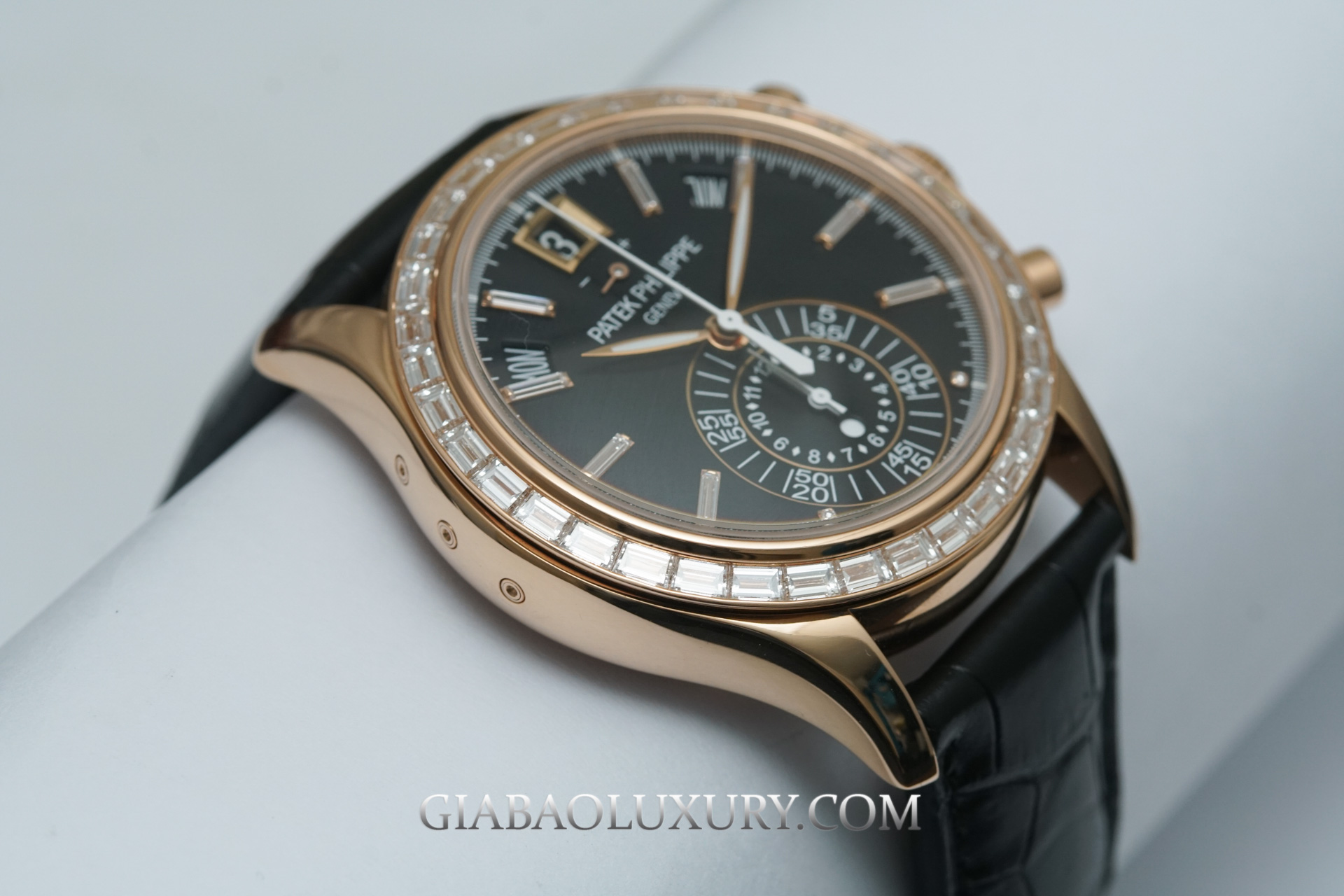 Đồng Hồ Patek Philippe Complications 5961R-010