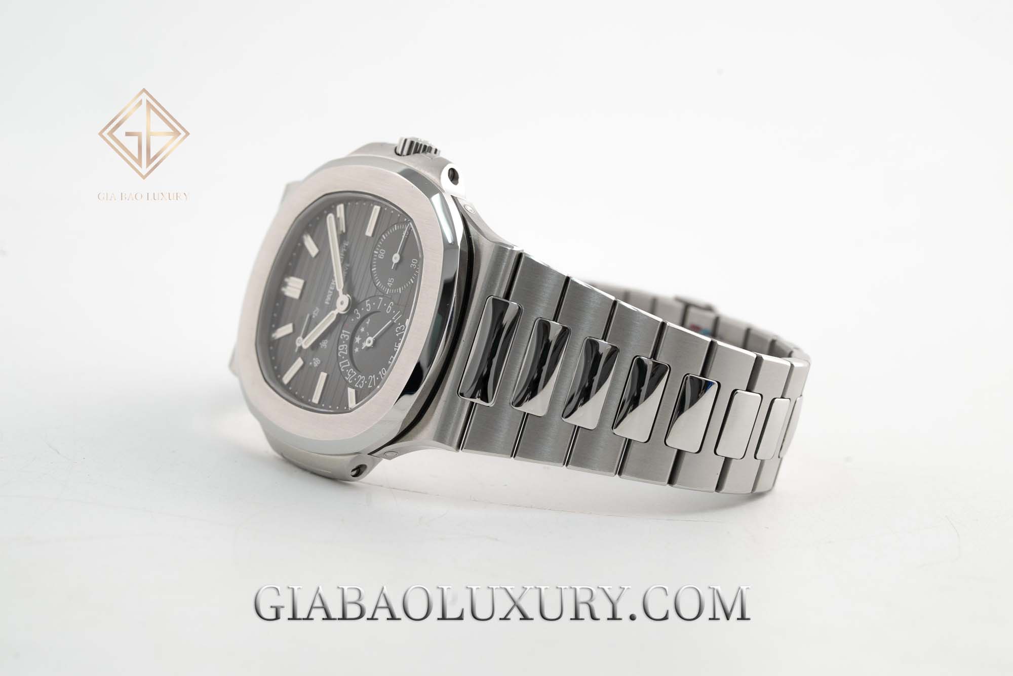 Đồng Hồ Patek Philippe Nautilus 5712/1A-001