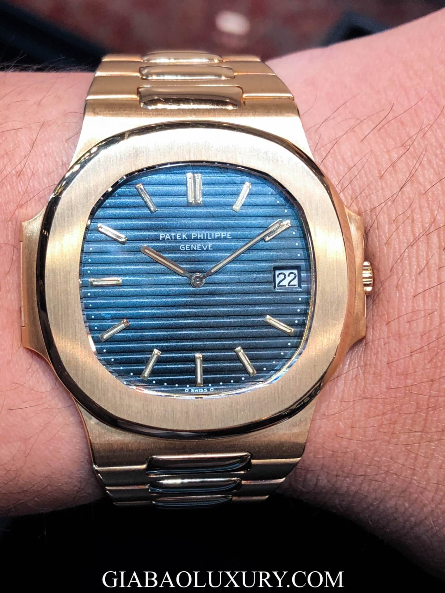 Đồng Hồ Patek Philippe Nautilus 3700/1