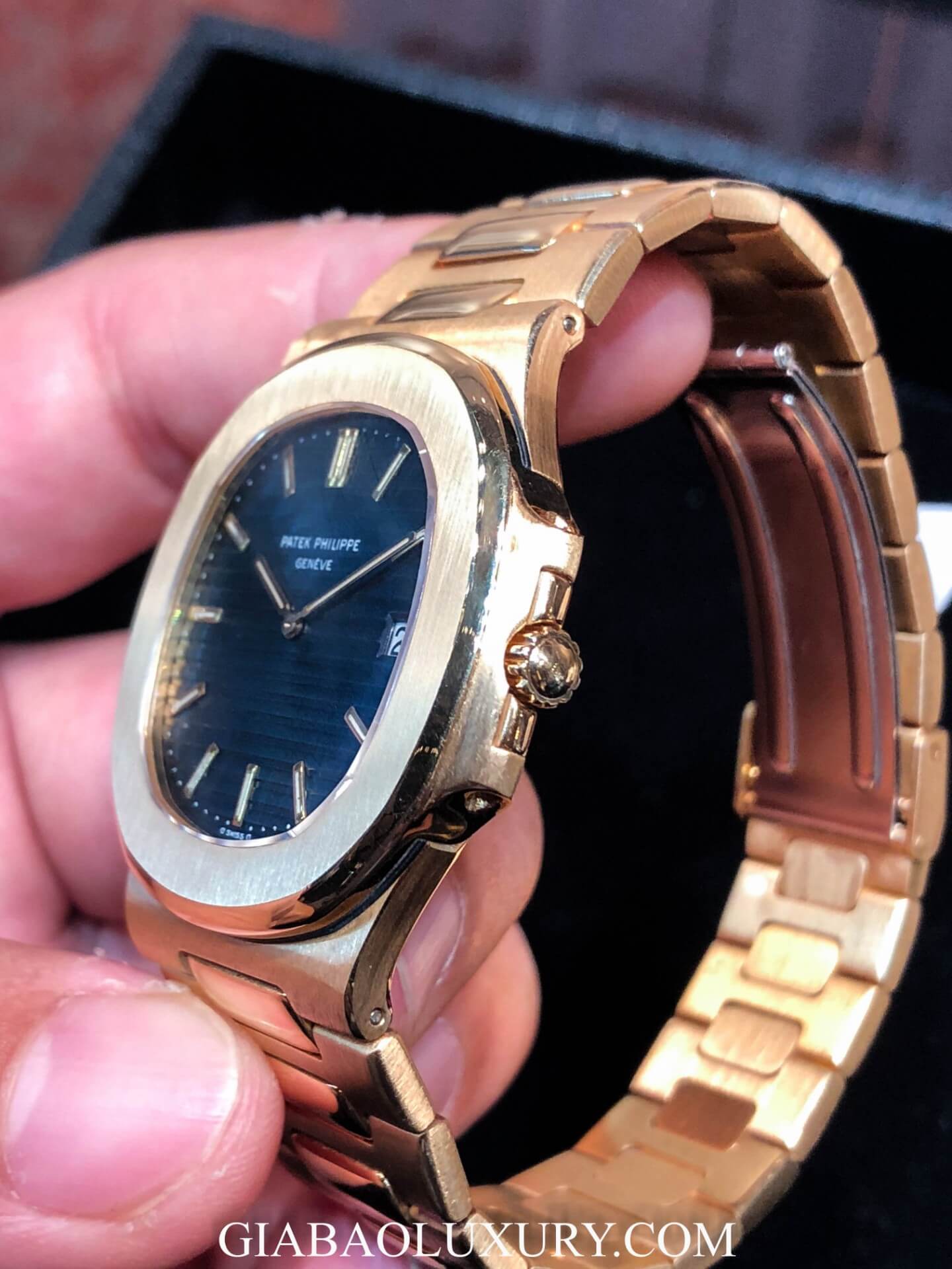 Đồng Hồ Patek Philippe Nautilus 3700/1