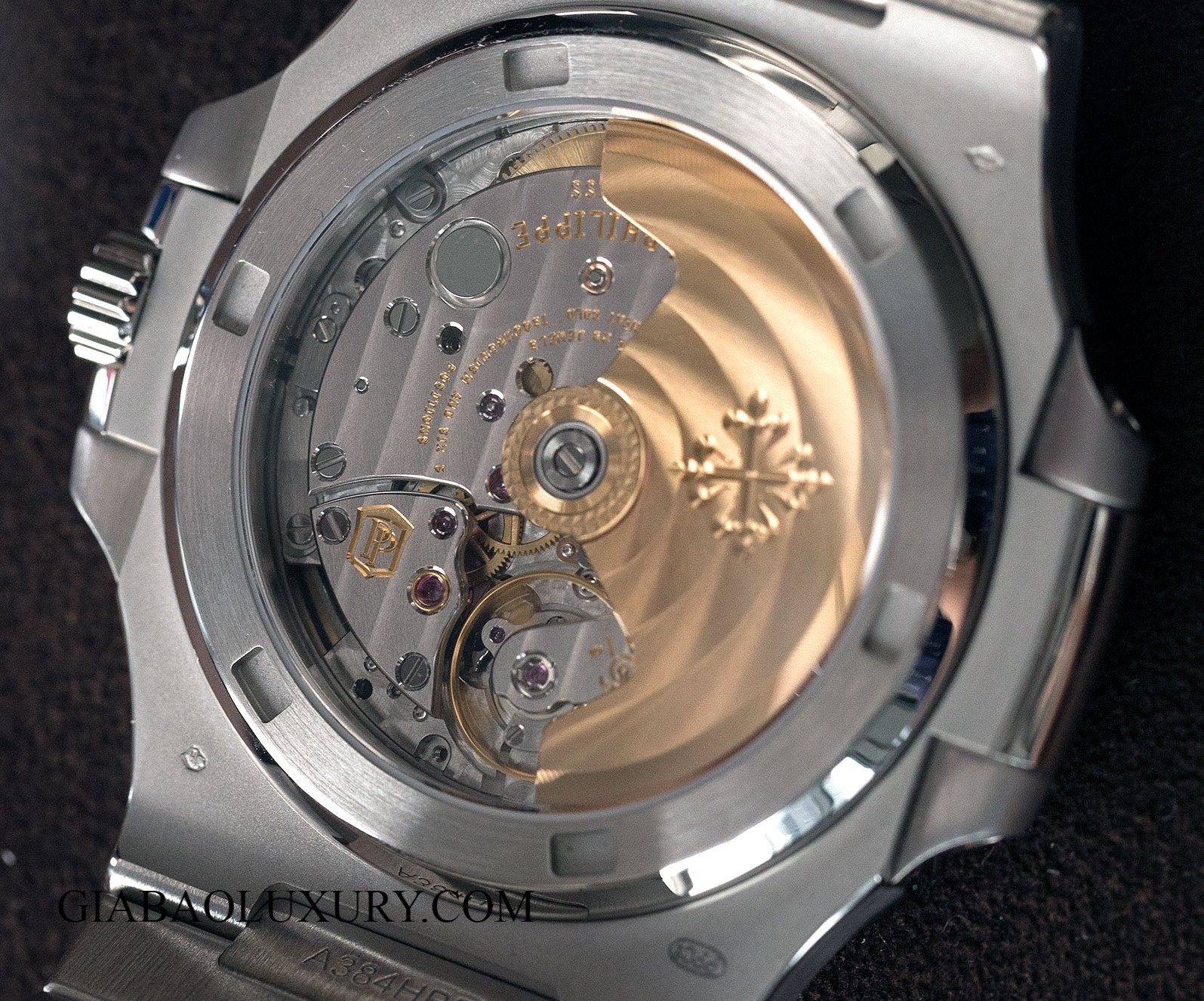 Đồng Hồ Patek Philippe Nautilus 5711/1P