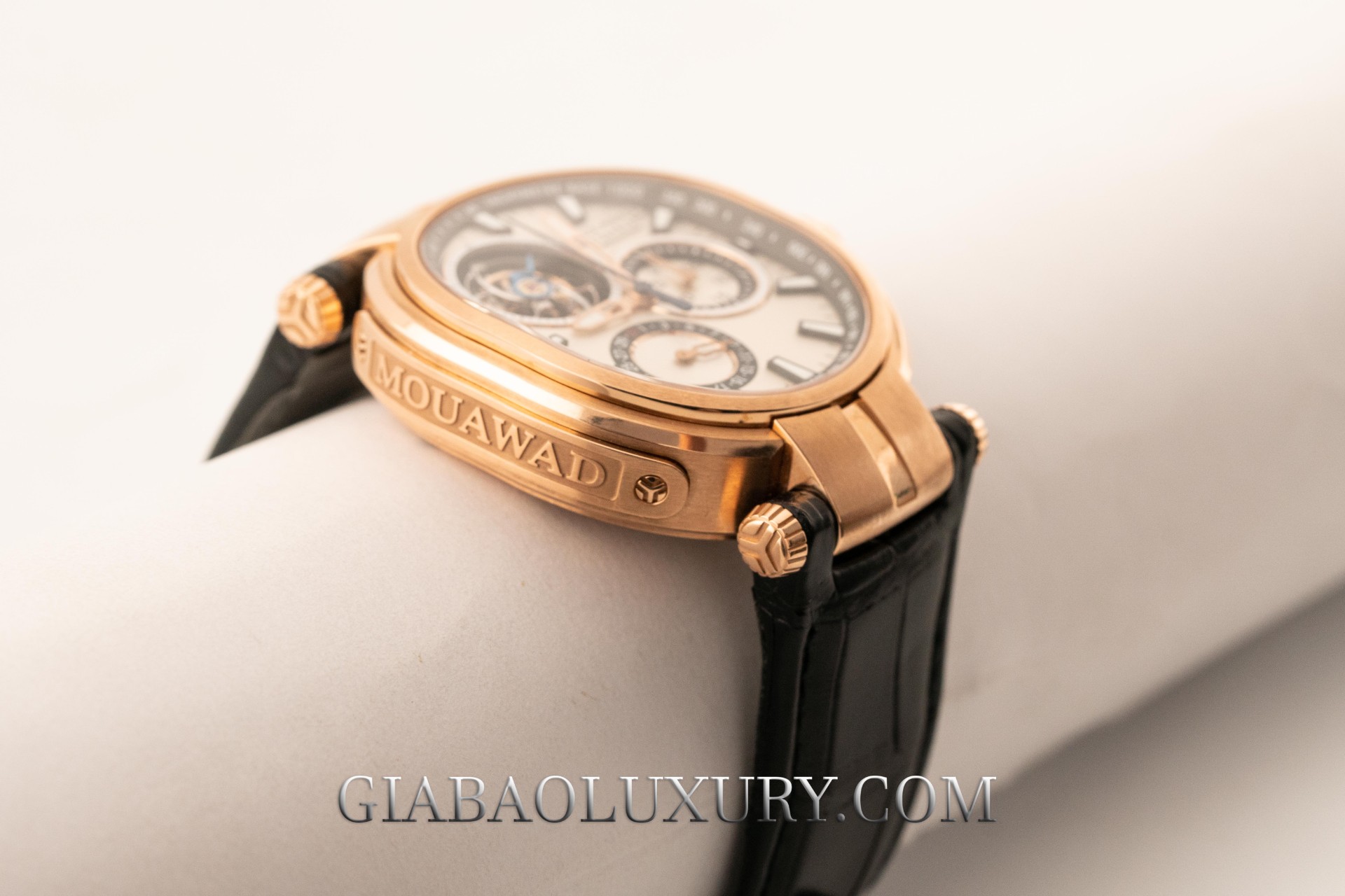 Đồng Hồ Mouawad Grande Ellipse Chrono Mono Poussoir Tourbillon