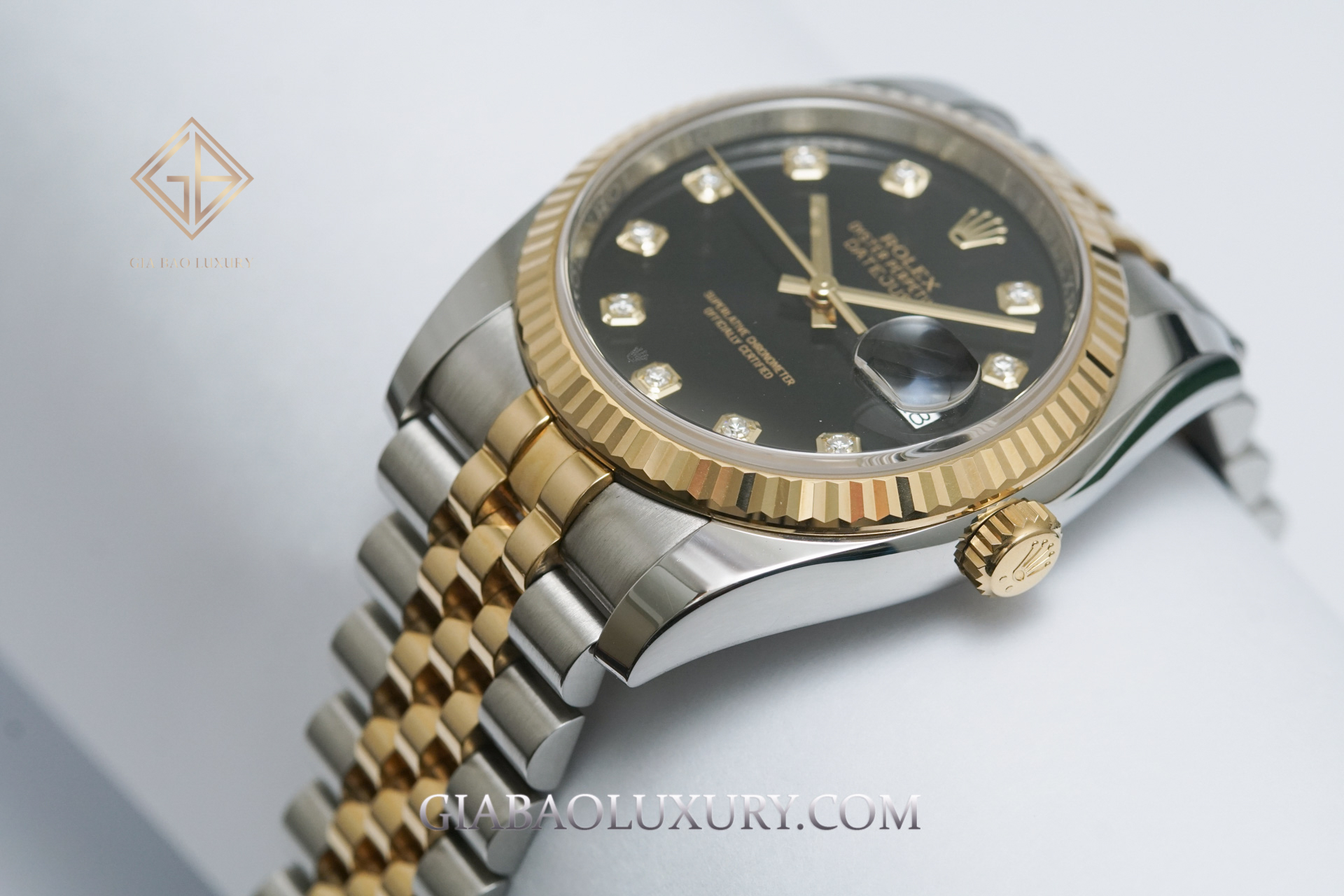 Đồng Hồ Rolex Datejust 36 116233 Mặt Số Đen Nạm Kim Cương