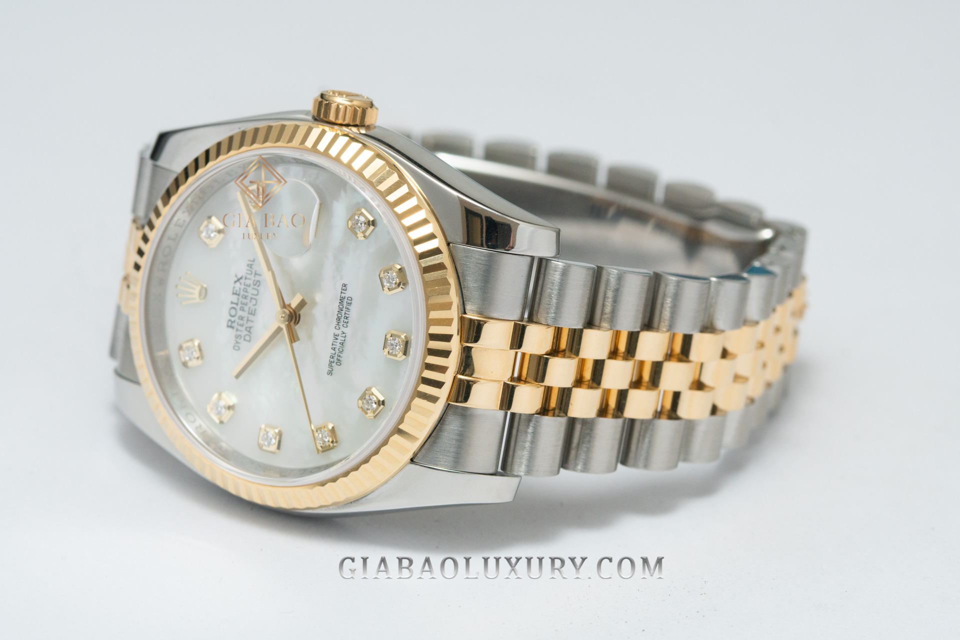 Đồng Hồ Rolex Datejust 36 116233 Mặt Số Vỏ Xà Cừ Trắng