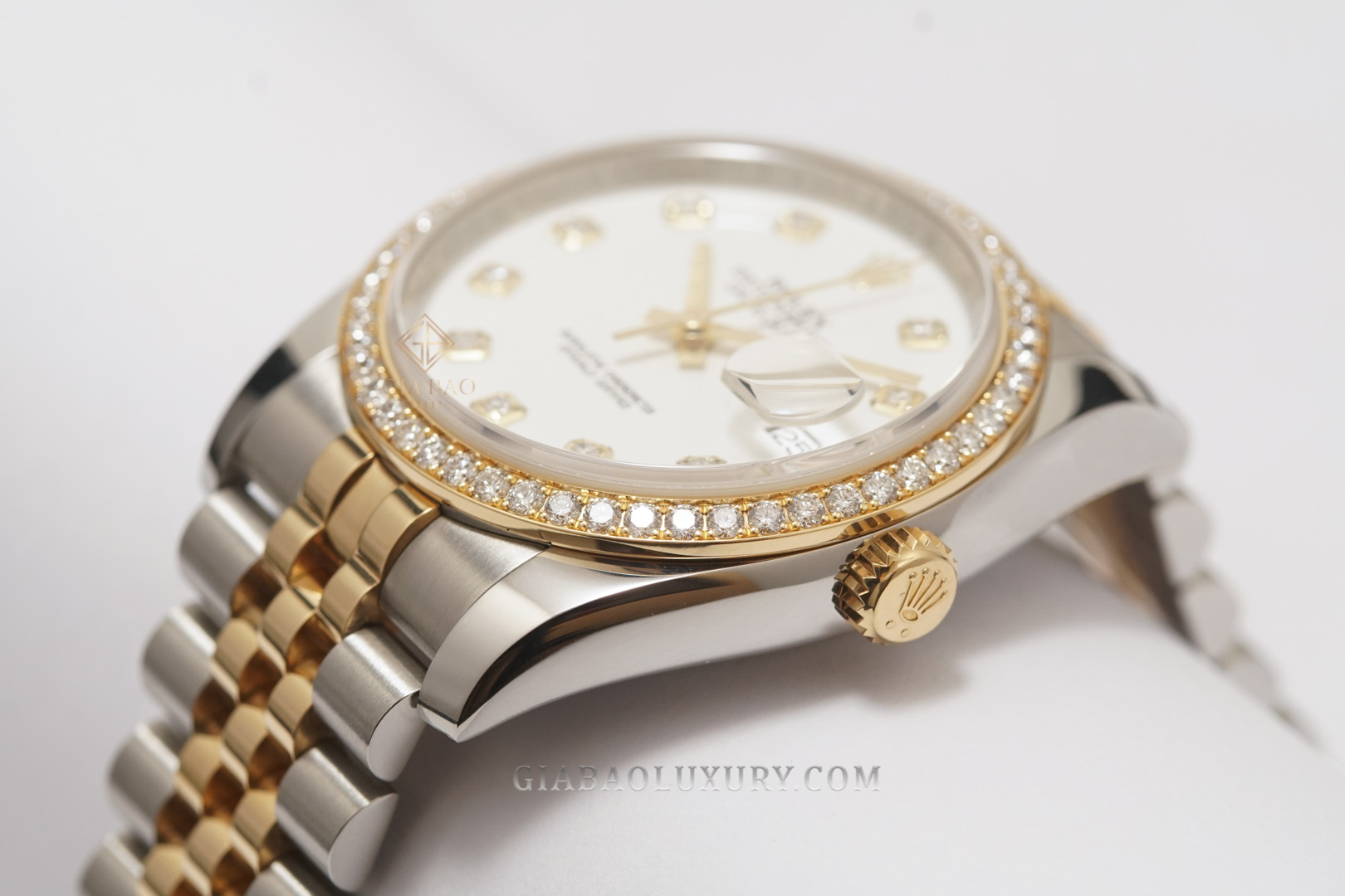 Đồng Hồ Rolex Datejust 36 116243 Mặt Số Trắng Cọc Số Kim Cương