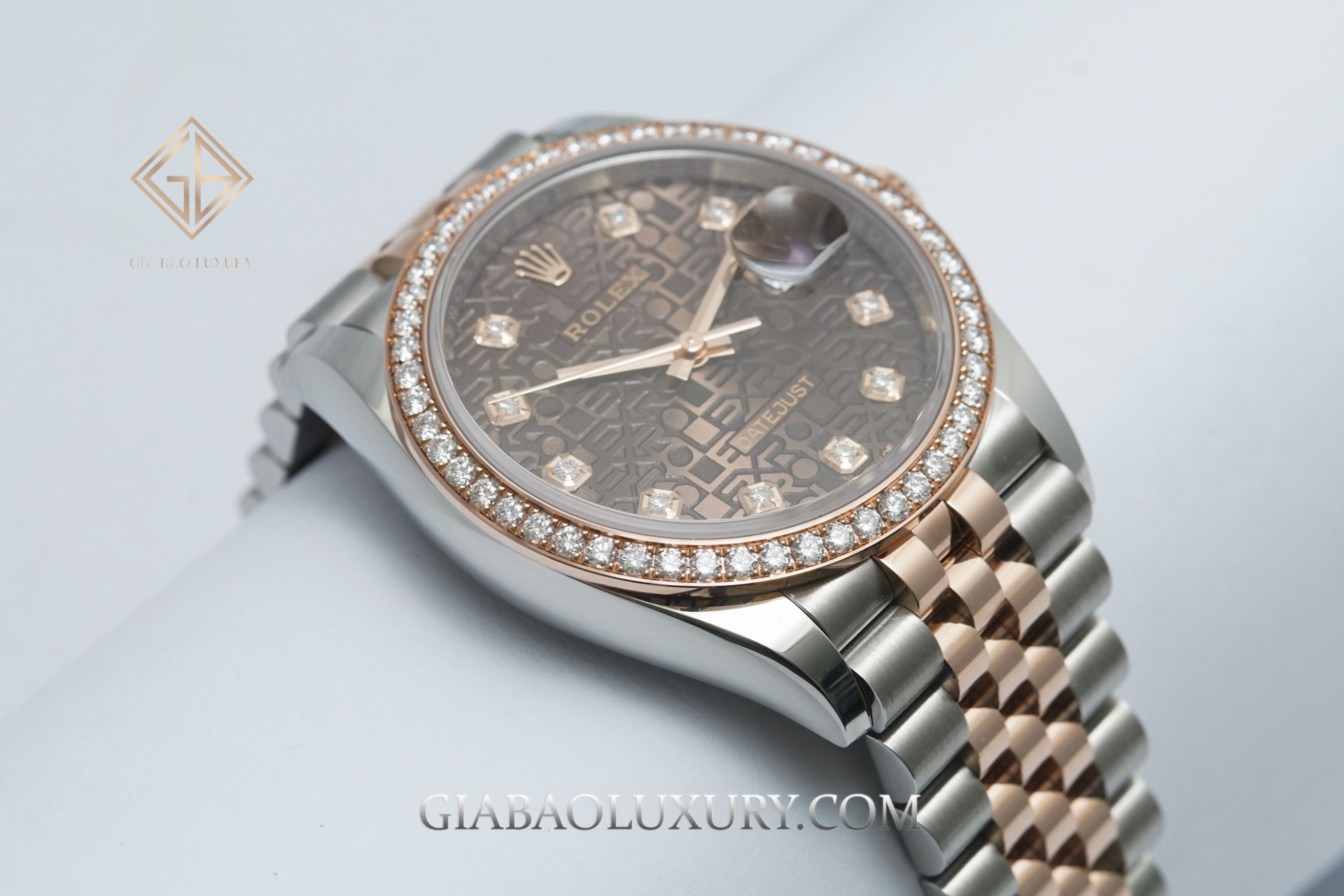 Đồng Hồ Rolex Datejust 36 126281RBR Mặt Số Vi Tính Chocolate