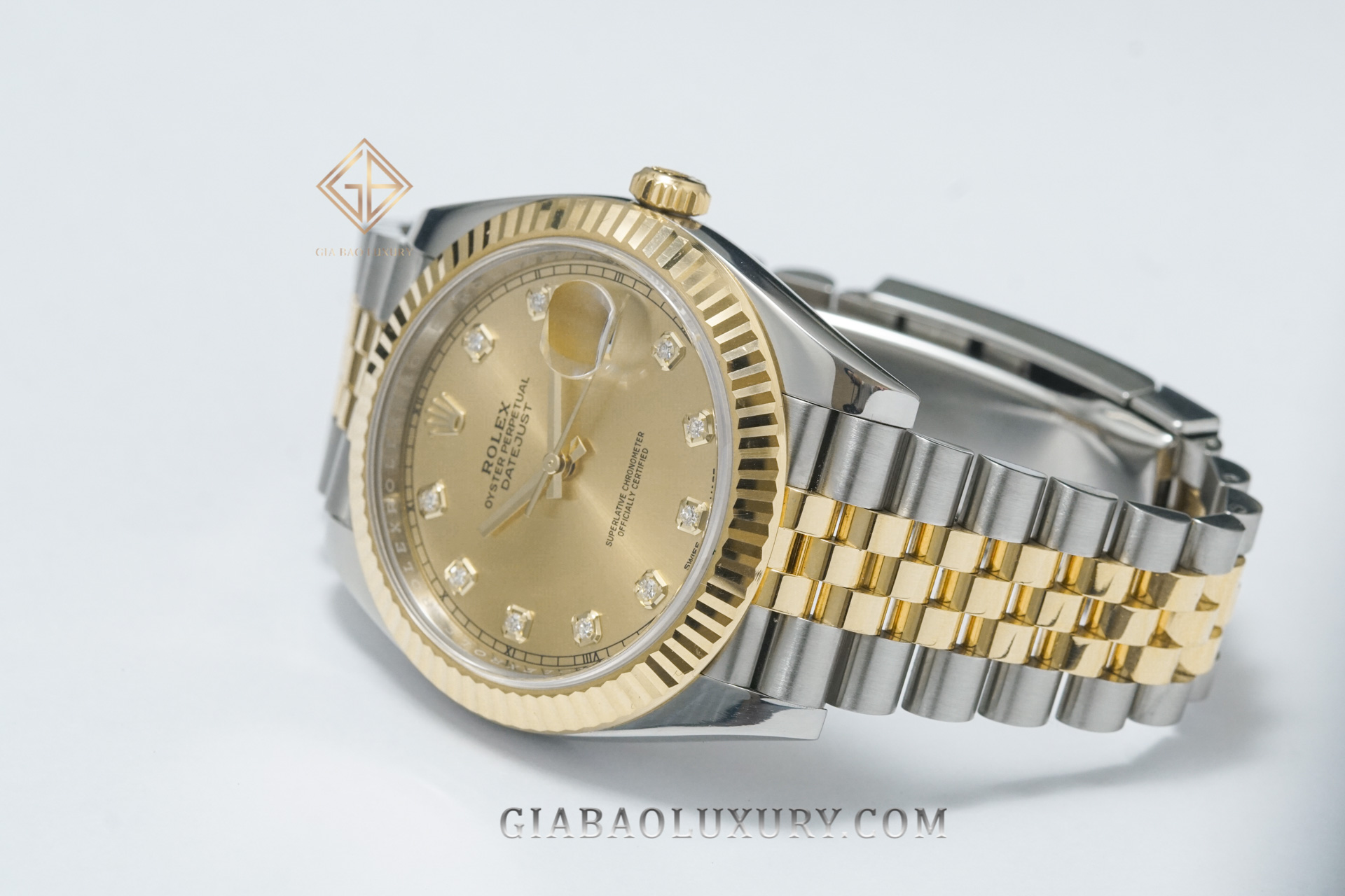 Đồng Hồ Rolex Datejust 41 126333 Mặt Số Vàng Champagne Cọc Số Nạm Kim Cương (Used)