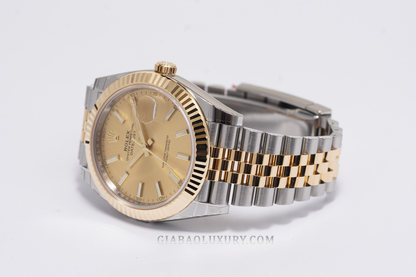 Đồng Hồ Rolex Datejust 41 126333 Mặt Số Vàng Champagne