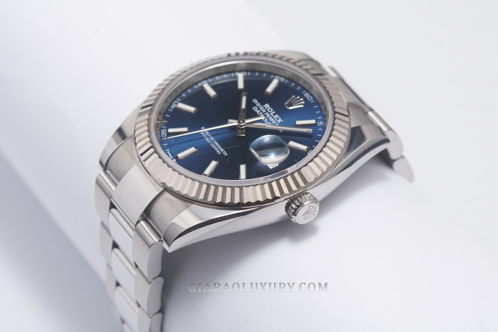 Đồng Hồ Rolex Datejust 41 126334 Mặt Số Xanh Dây Đeo Oyster