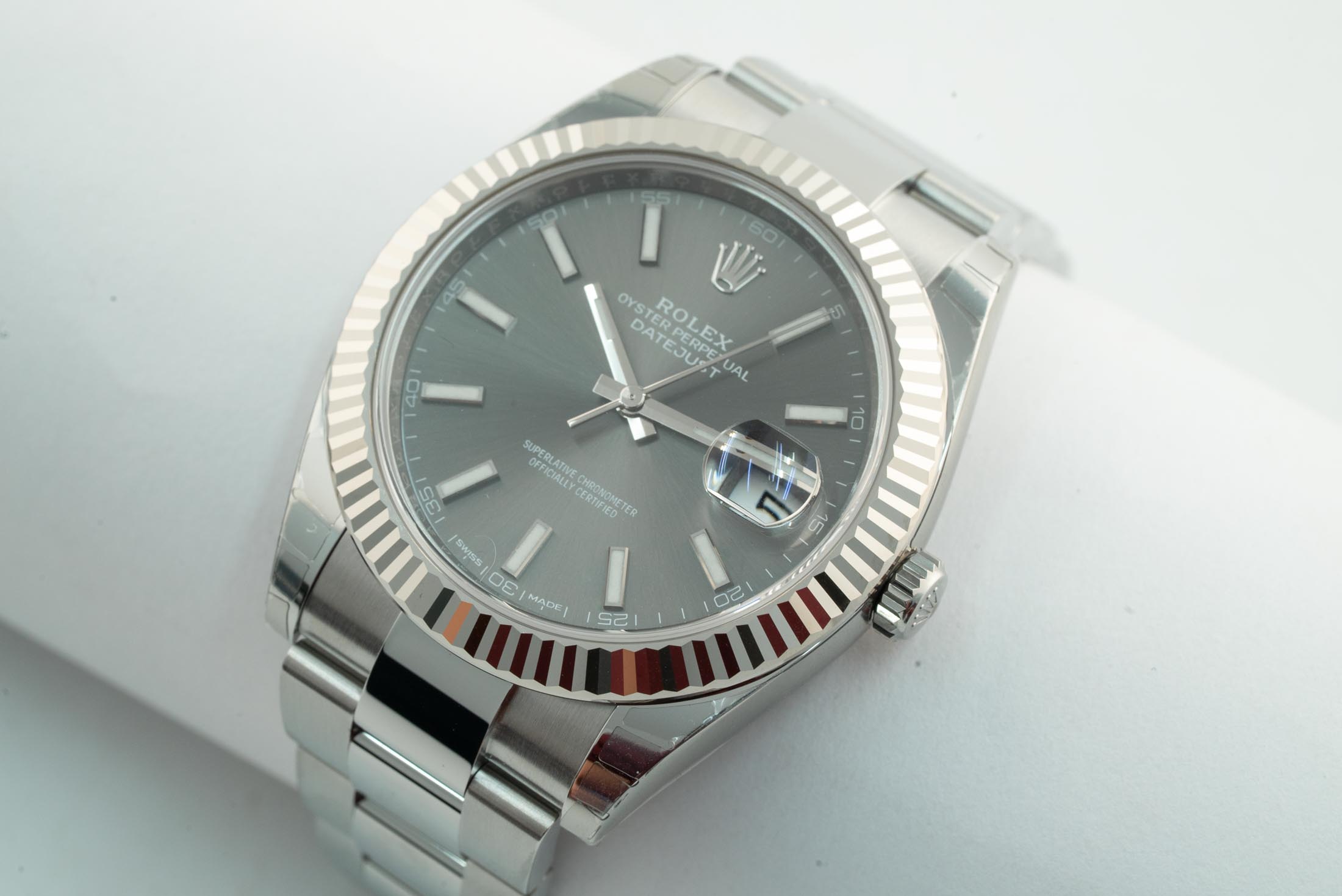 Đồng Hồ Rolex Datejust 41 126334 Mặt Số Xám Cọc Dạ Quang Dây Đeo Oyster