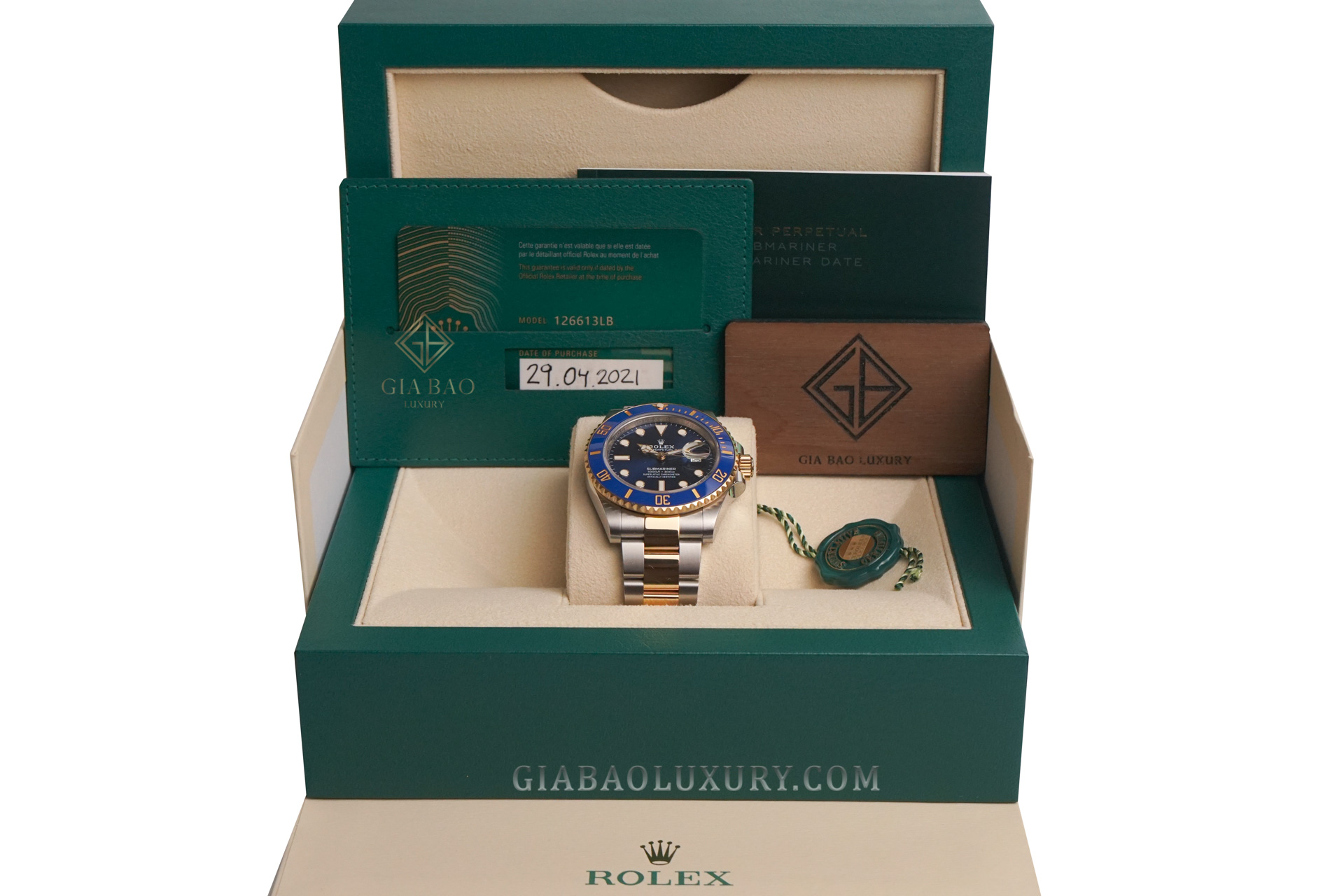 Đồng Hồ Rolex Submariner 126613LB Mặt Số Xanh Dương