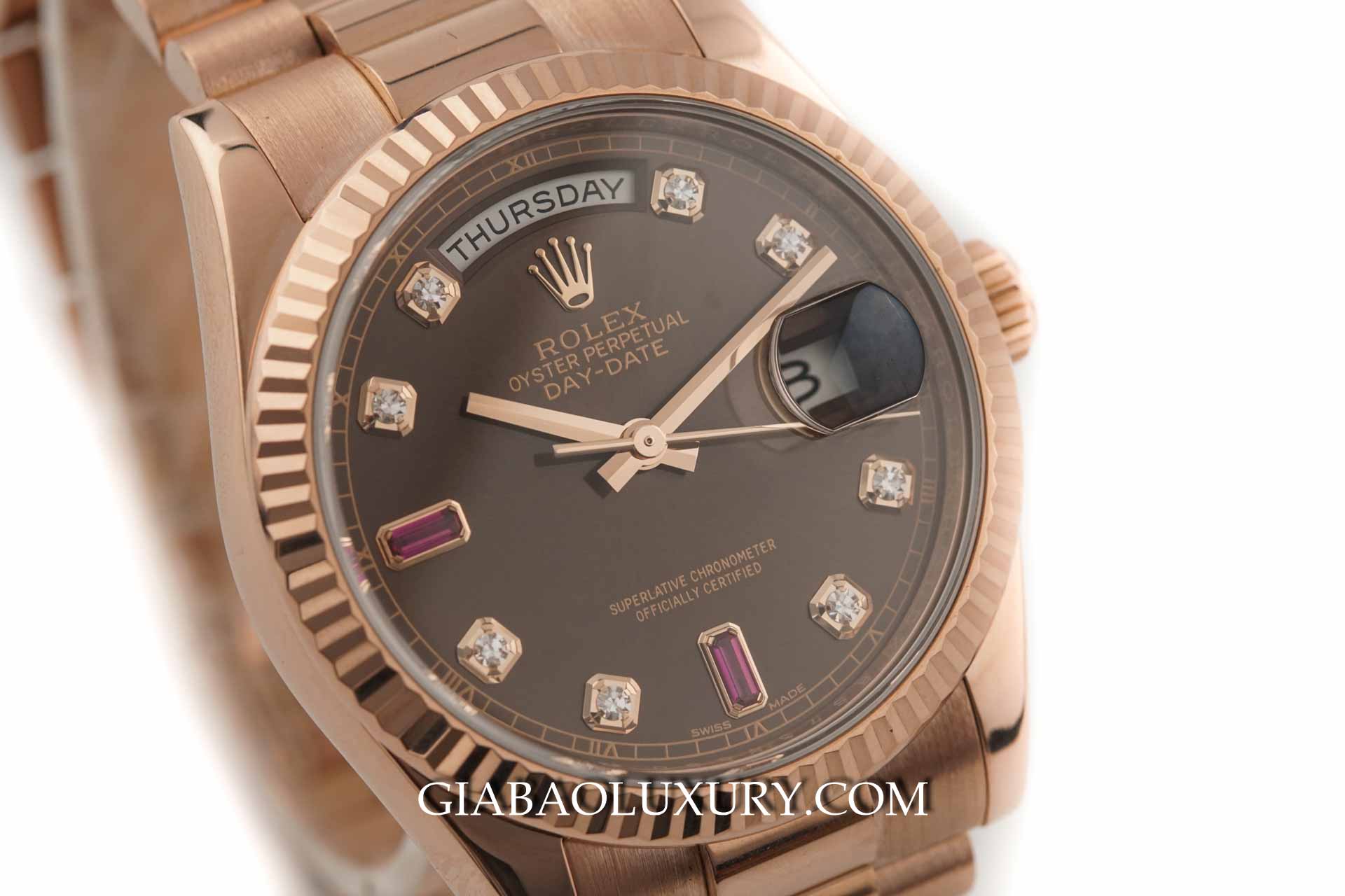Đồng hồ Rolex Day-Date 36 118235 Mặt Số Chocolate Đá Ruby Đỏ