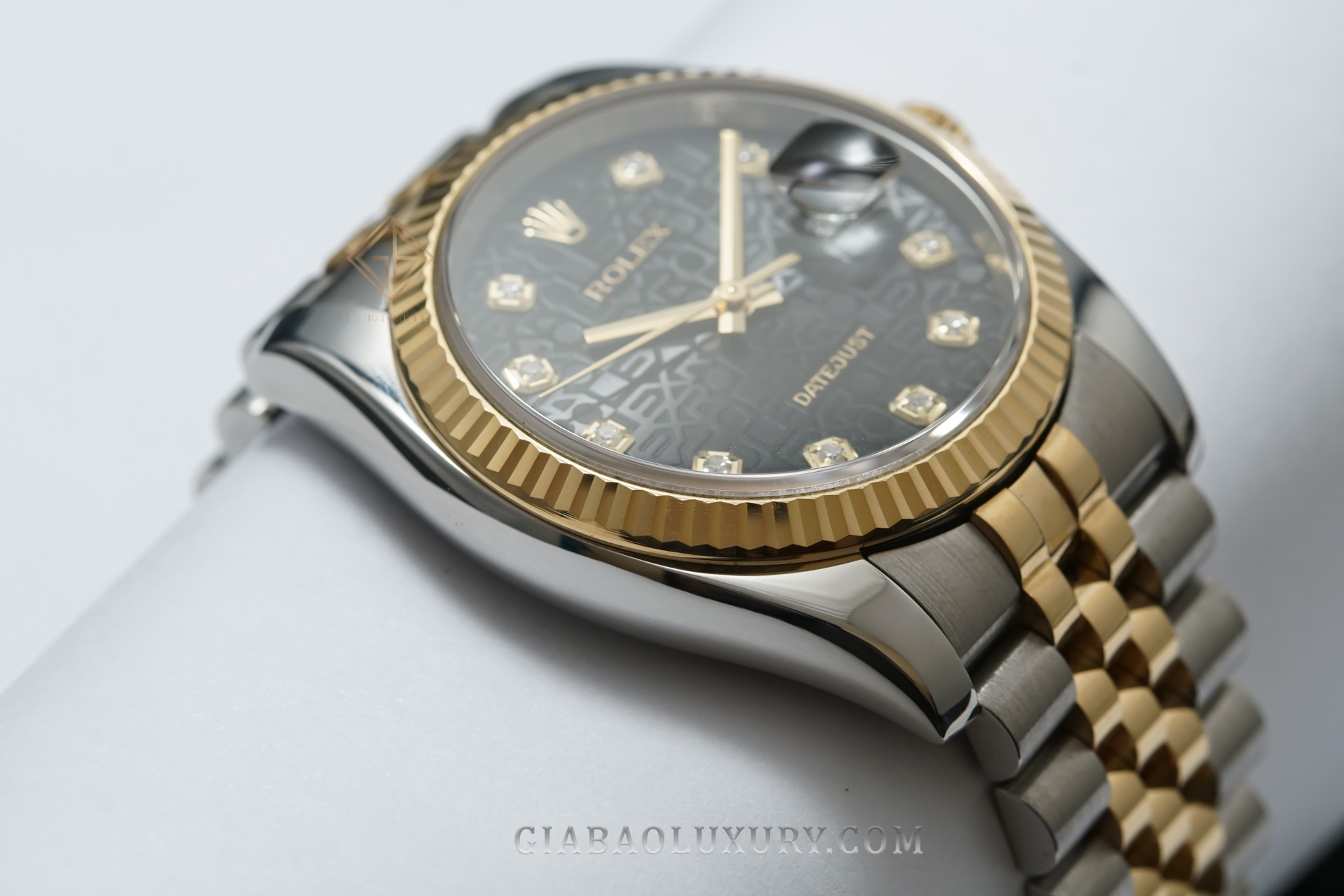 Đồng Hồ Rolex Datejust 36 116233 Mặt Số Vi Tính Đen