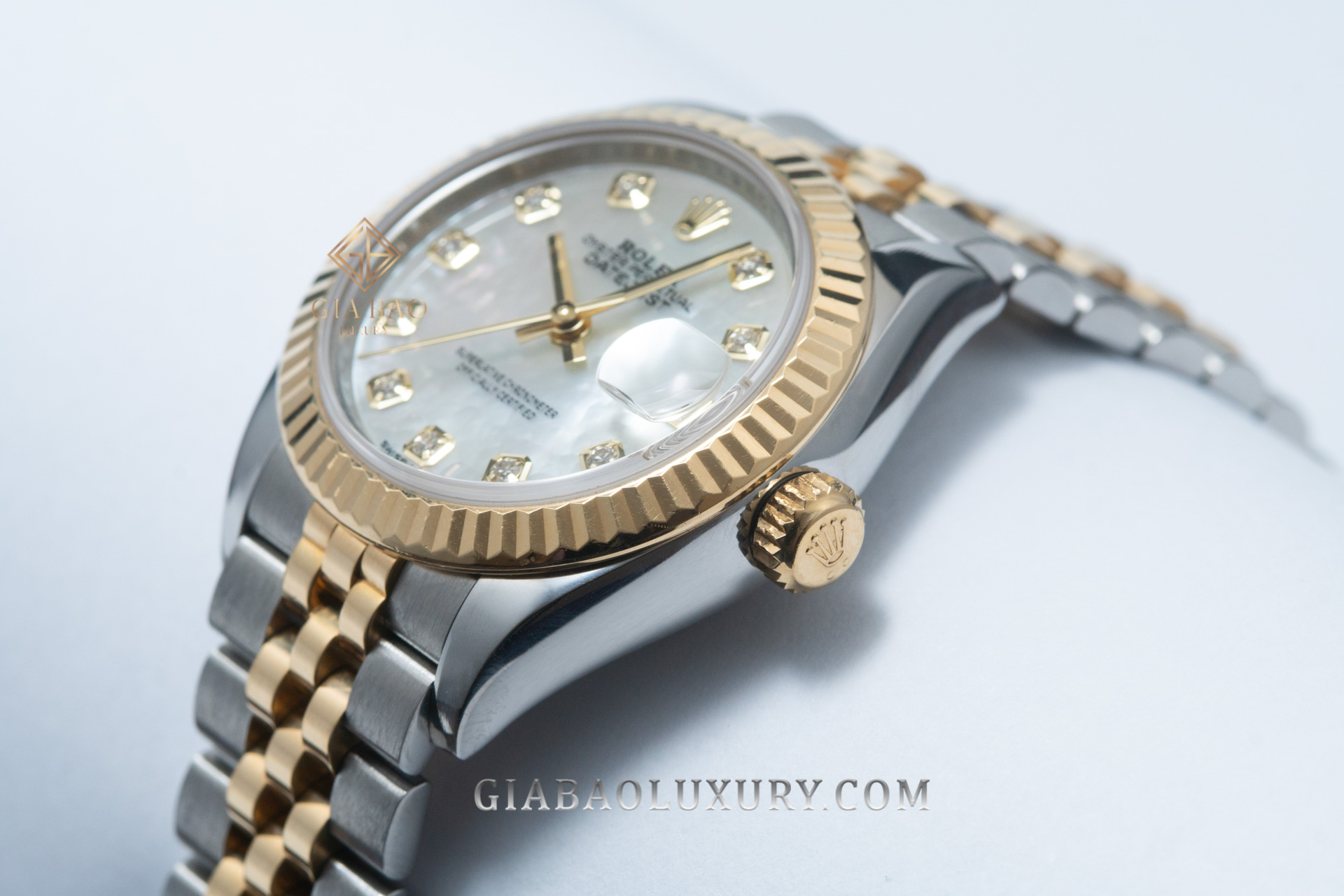 Đồng Hồ Rolex Lady-Datejust 28 279173 Mặt Vỏ Trai Trắng