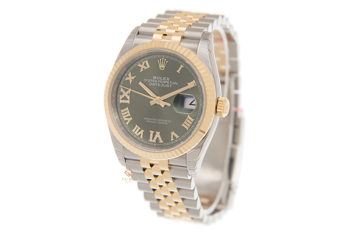 Đồng Hồ Rolex Datejust 36 126233 Mặt Số Xanh Oliu Cọc Số La Mã Nạm Kim Cương