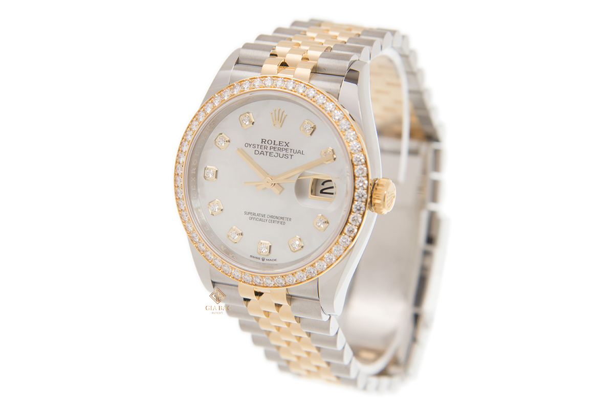 Đồng Hồ Rolex Datejust 36 126283RBR Mặt Số Vỏ Trai Trắng
