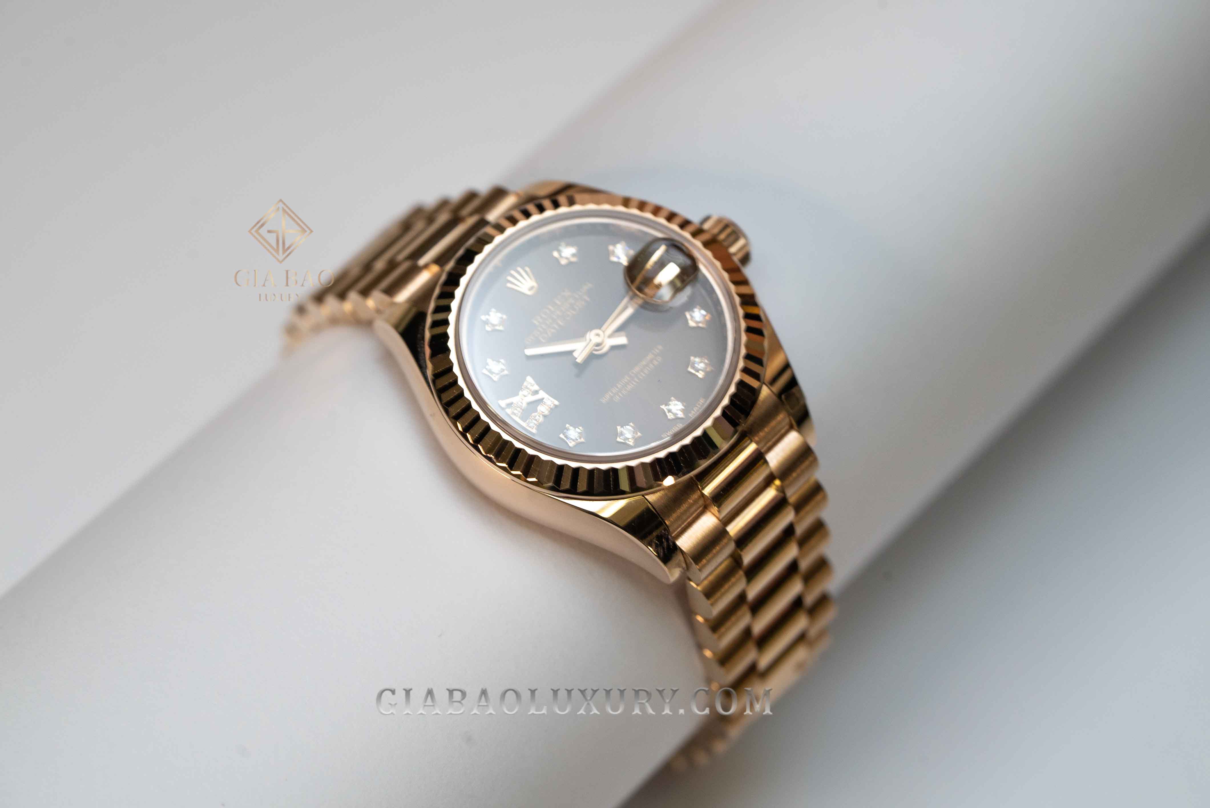 Đồng Hồ Rolex Lady-Datejust 279175 Mặt Số Chocolate Cọc Số Sao La Mã