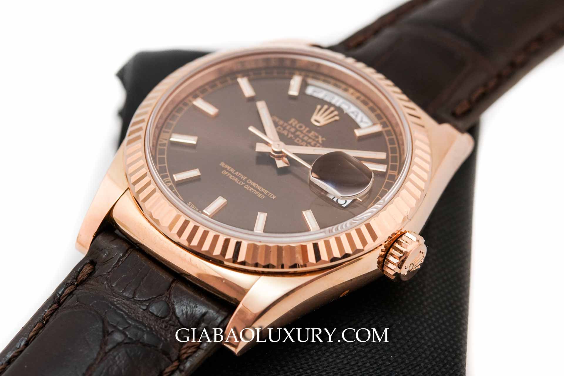 Đồng Hồ Rolex Day-Date 36 118135 Mặt Số Chocolate