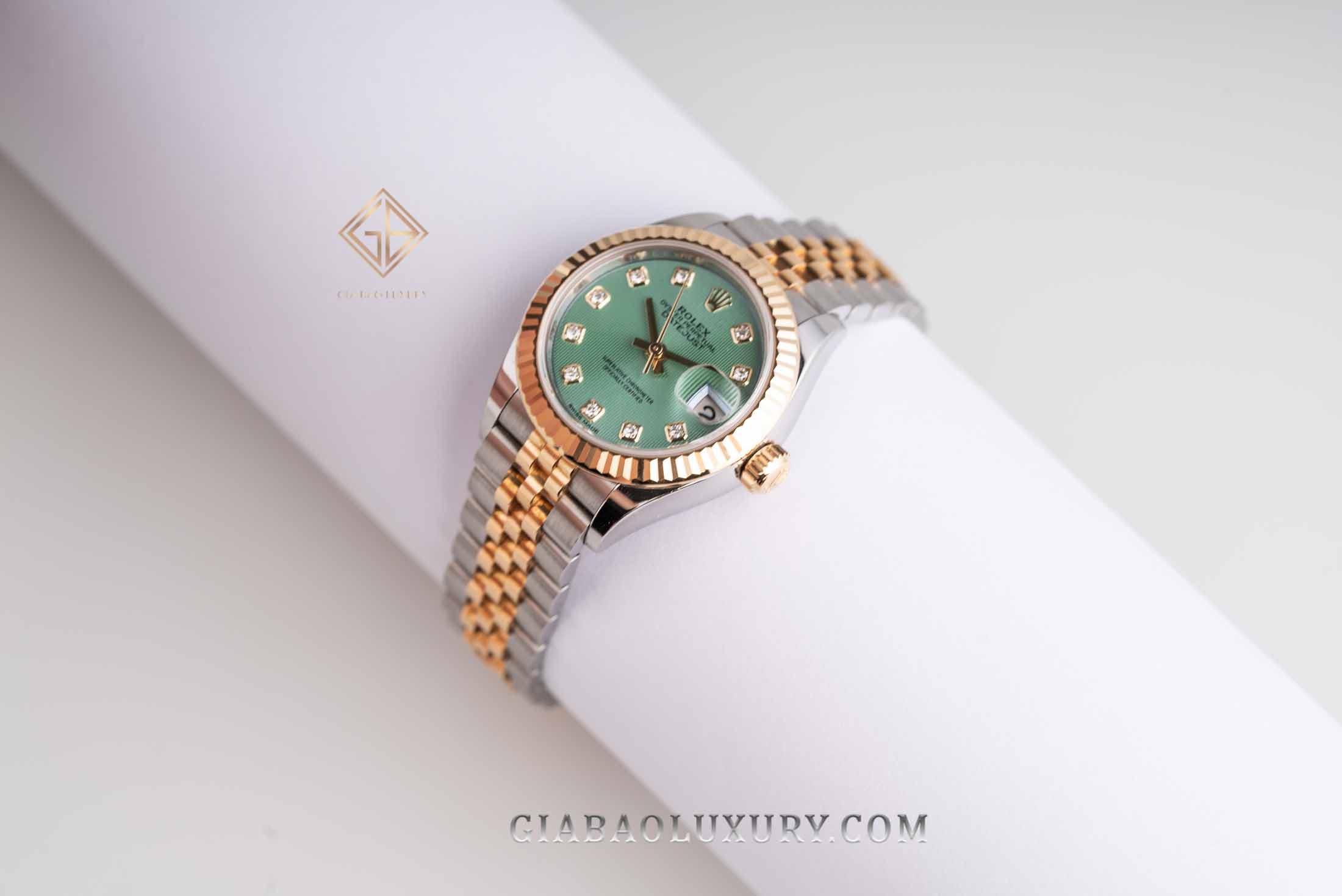 Đồng Hồ Rolex Lady-Datejust 28 279173 Mặt Số Xanh Nạm Kim Cương