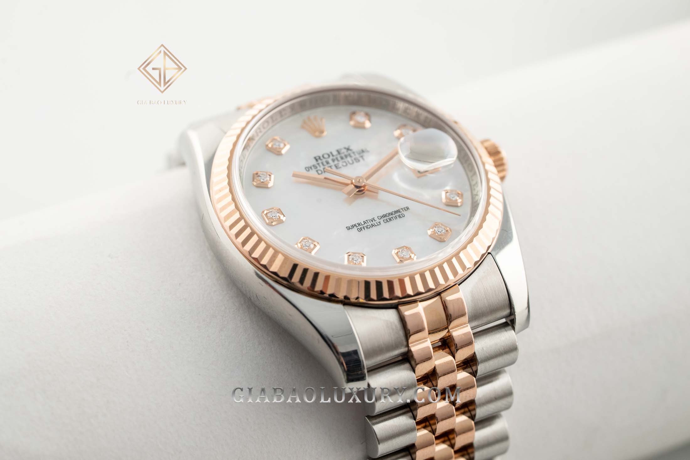 Đồng Hồ Rolex Datejust 36 116231 Mặt Số Vỏ Trai Trắng