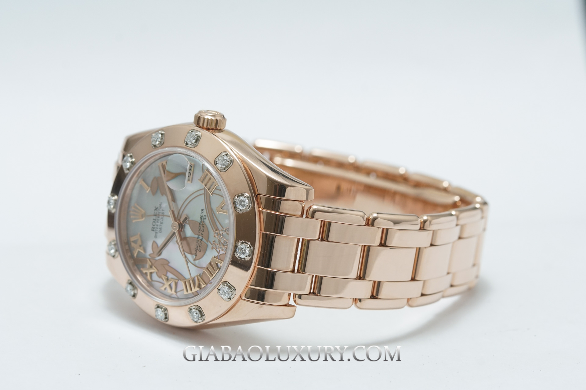 Đồng Hồ Rolex Pearlmaster 34 81315 Mặt Số Vỏ Trai Trắng Họa Tiết Hoa