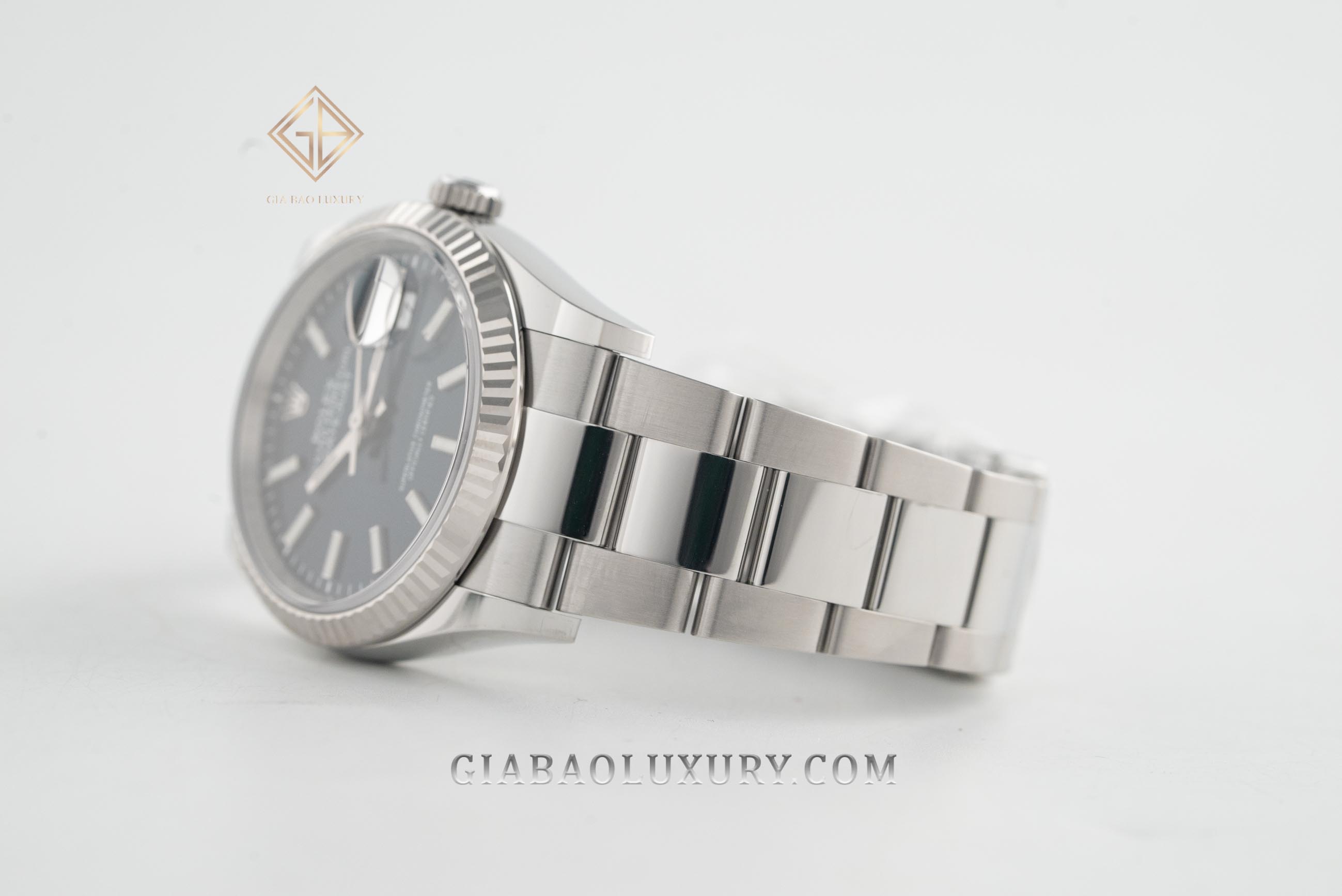 Đồng Hồ Rolex Datejust 36 126234 Mặt Số Xanh Dây Đeo Oyster