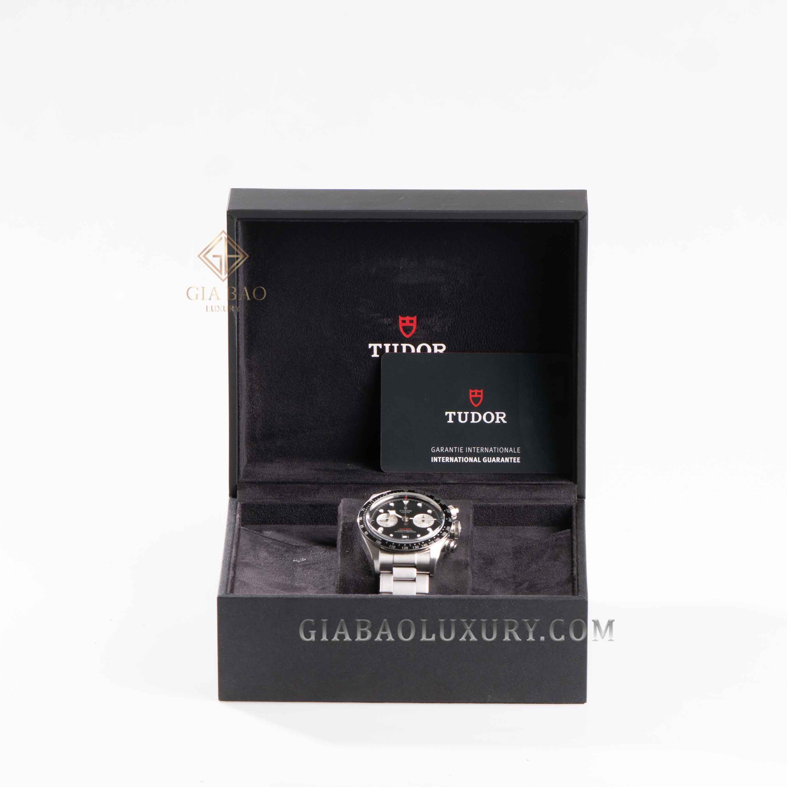 Đồng Hồ Tudor Black Bay 79360N-0001