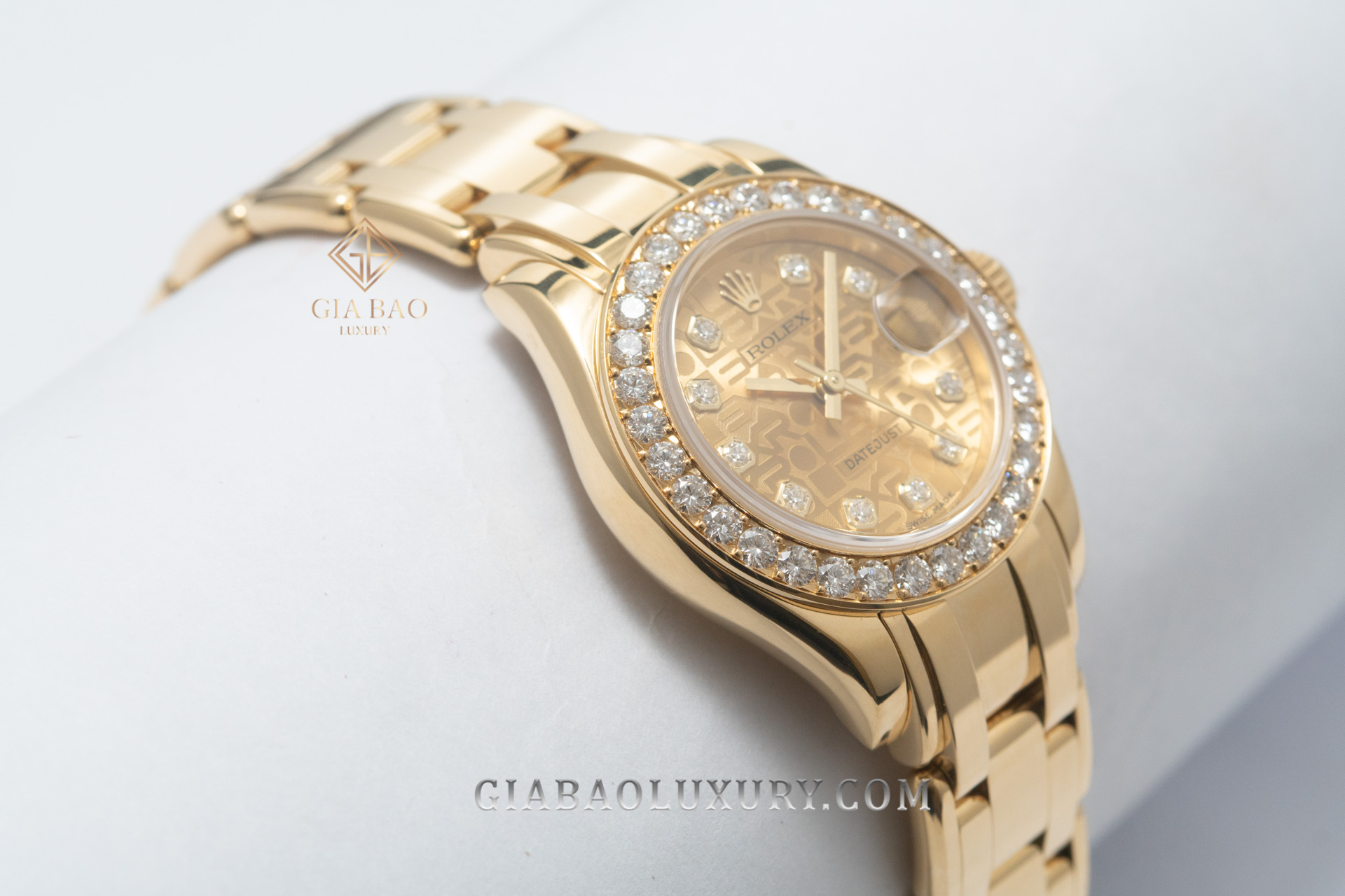Đồng Hồ Rolex Pearlmaster 29 80298 Mặt Số Vi Tính Vàng