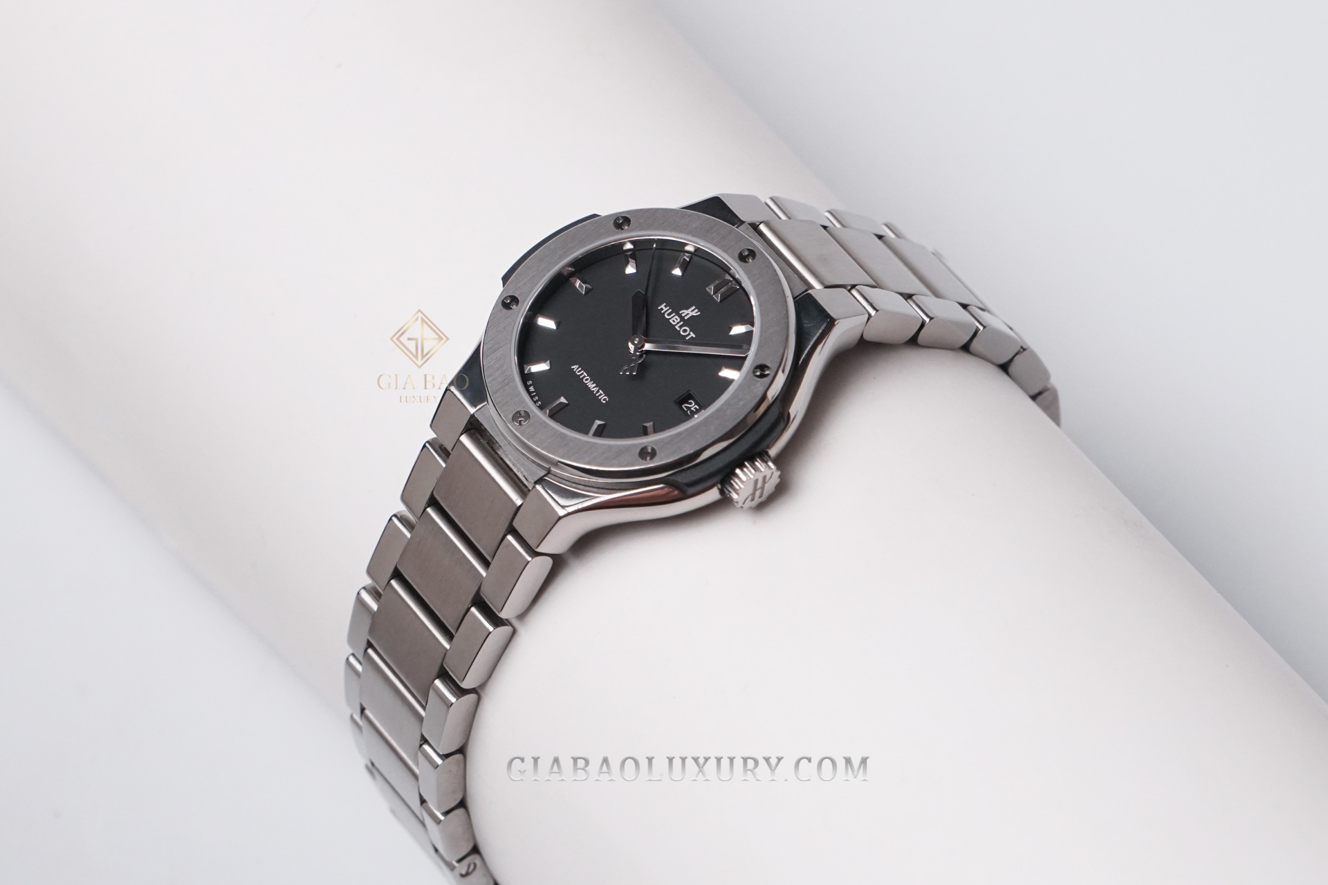 Đồng Hồ Hublot Classic Fusion 585.NX.1170.NX