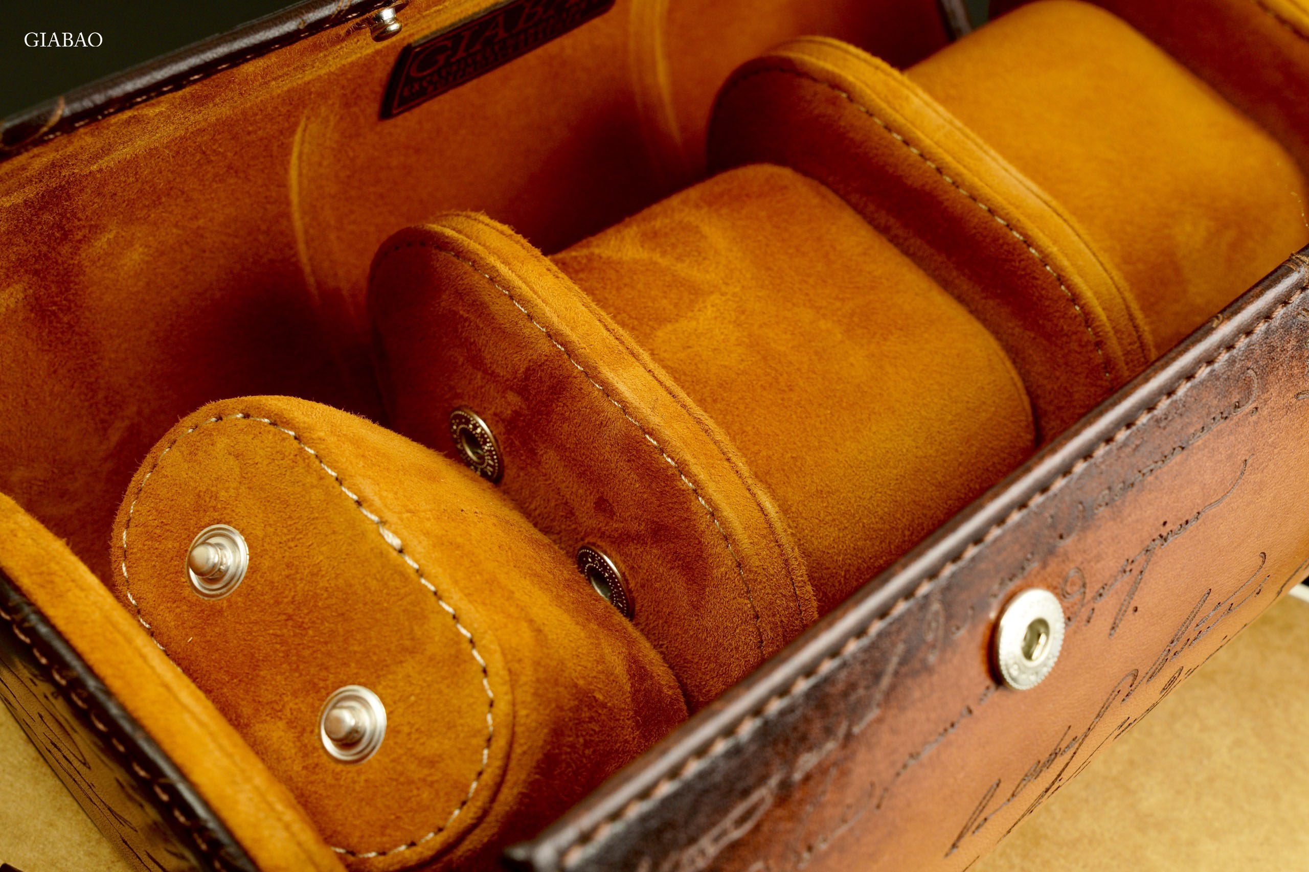 Hộp Travel Box 3 Ngăn Bosphorus Leather x Gia Bao Galata Parchment Patina Màu Nâu Sáng