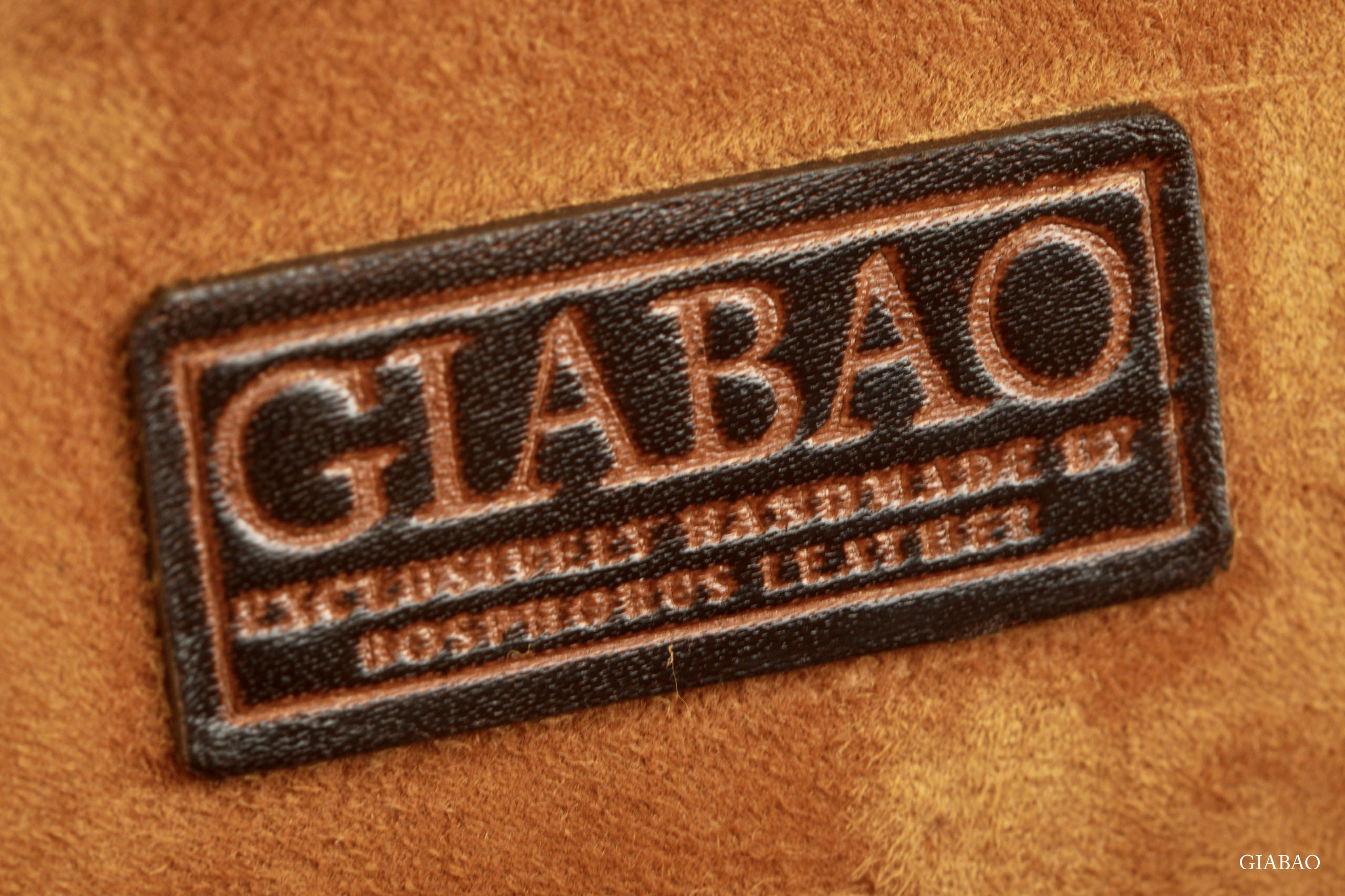 Hộp đựng đồng hồ HEXAGON, chất liệu da bò nâu vàng patina, hiệu: BOSPHORUS LEATHER, kích thước 15.5cm X 10cm X 7.5cm, dùng cho 02 đồng hồ, mới 100%