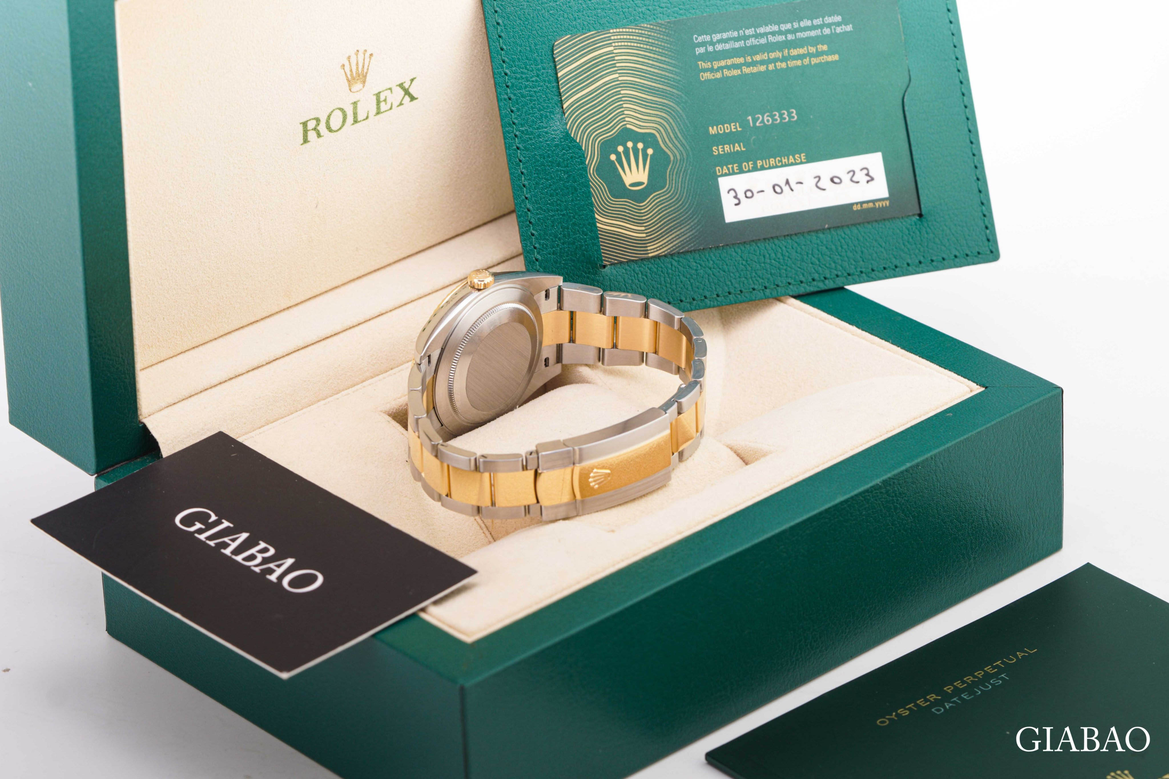 Đồng Hồ Rolex Datejust 41 126333 Mặt Số Bạc Cọc Số Dạ Quang Dây Đeo Oyster