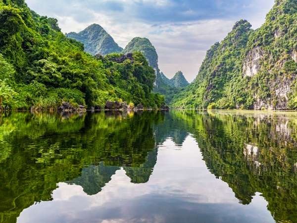 Top 15 địa điểm du lịch Ninh Bình tới một lần là mê