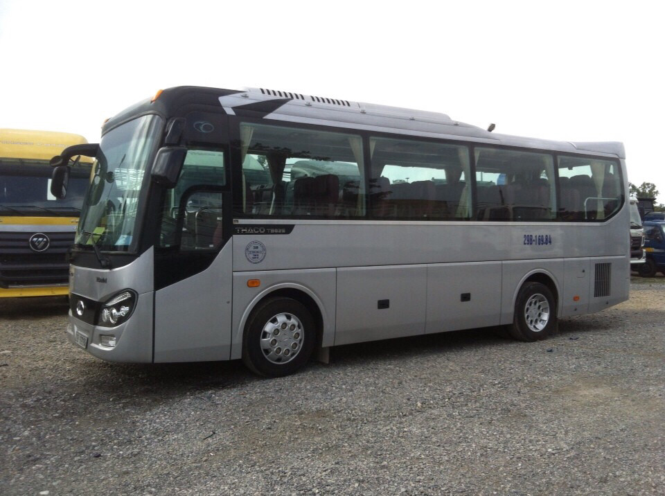 Thuê xe 35 chỗ giá rẻ tại Hanoi 0942512299