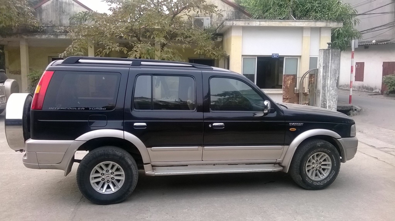 Xe 7c đón- tiễn sân bay Nội Bài