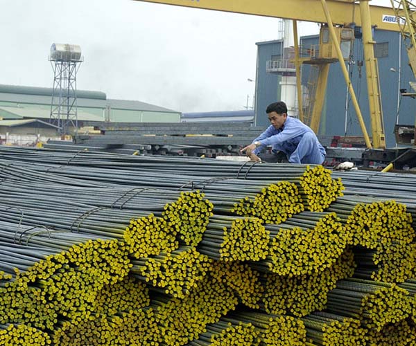 dau-tu-nganh-thep-nong-ray-tu-dau-nam-2017