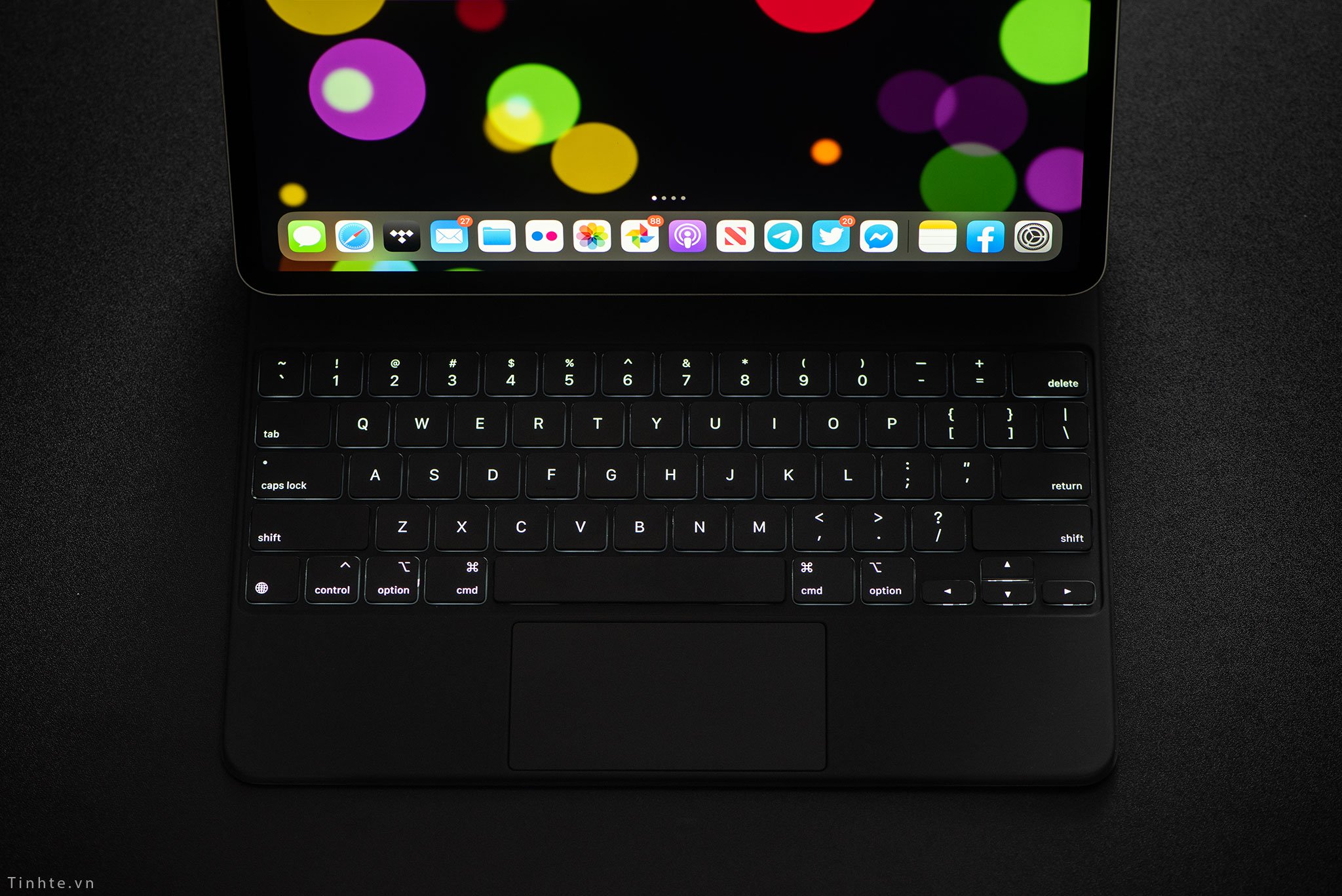 Magic Keyboard cho iPad Pro có gì hay