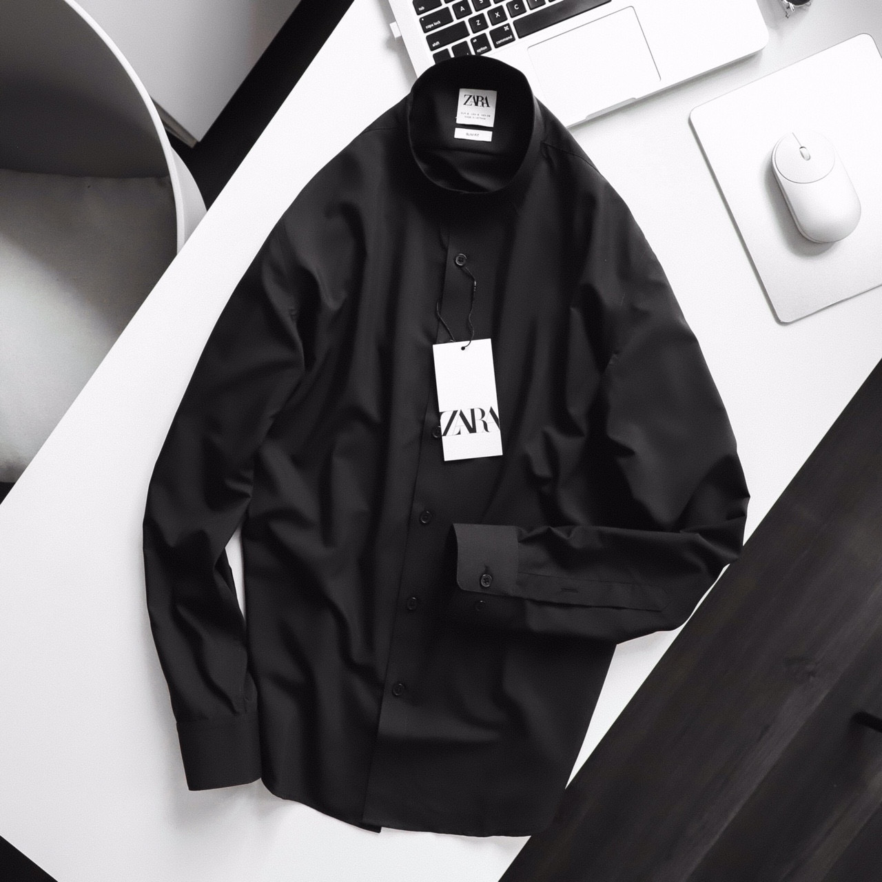 Sơmi dài tay Zara trắng đen