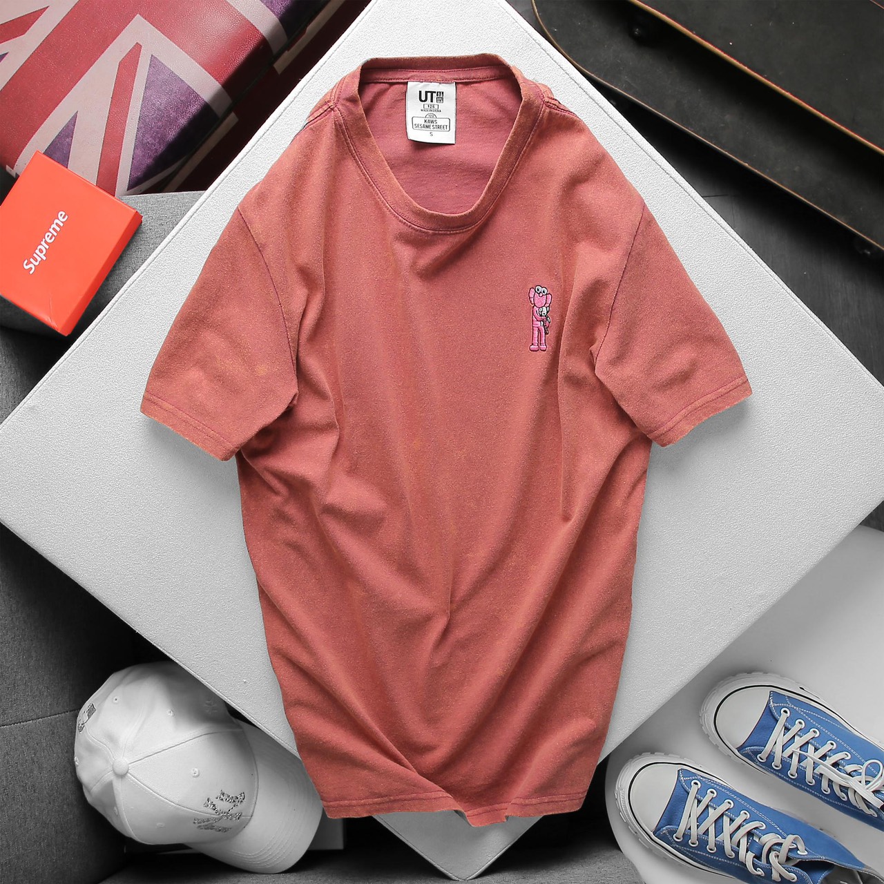 Áo thun coton thêu icon