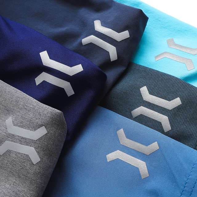 Quần thể thao CAROLLA vải dù có sọc phản quang