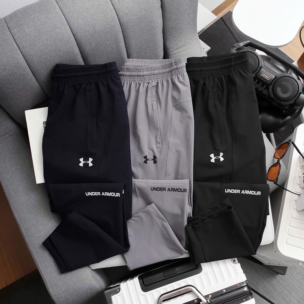 Quần dài Nam Under Armour vải dù ống suông