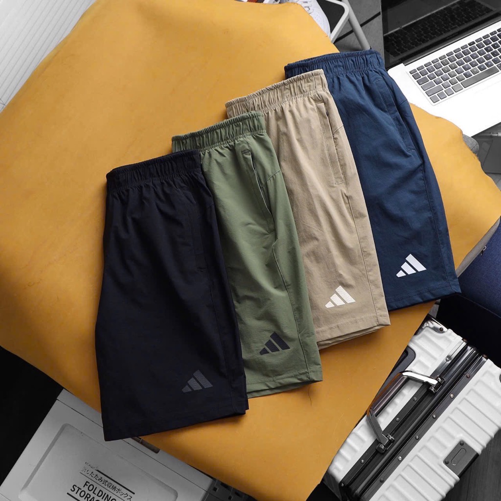 Quần shorts Adidas Nam Đen vải dù
