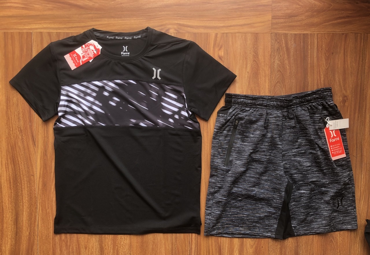 Áo thun vải poly lưới phối màu ngang ngực, có bigsize