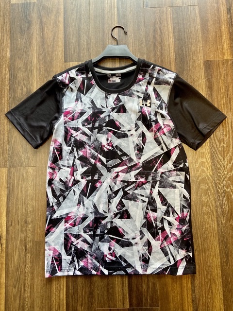 Áo thể thao sale 50% áo thứ 2, tất cả các mẫu