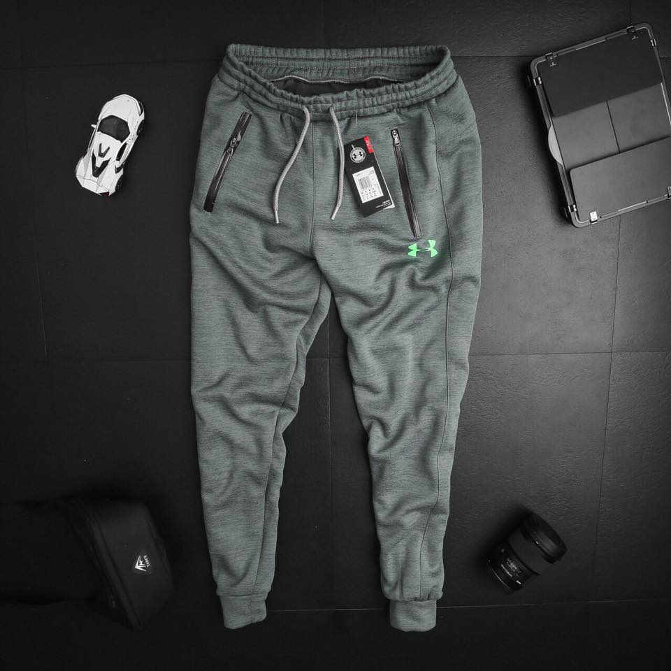 Quần jogger UA