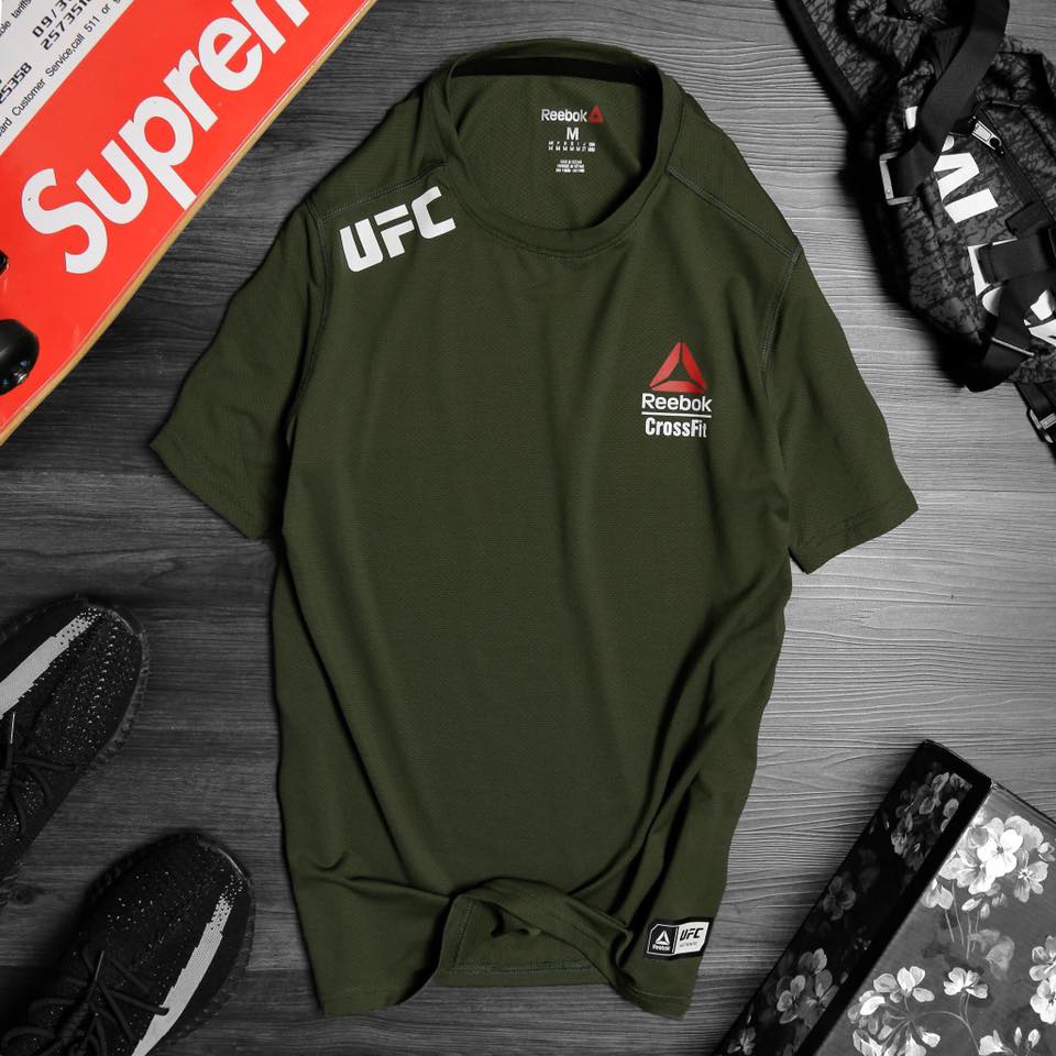 áo thể thao rebook