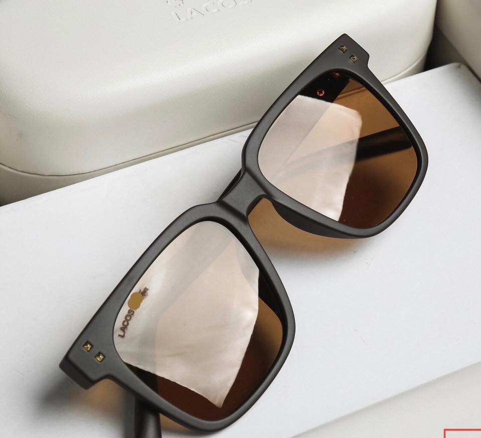 kính mát lacoste