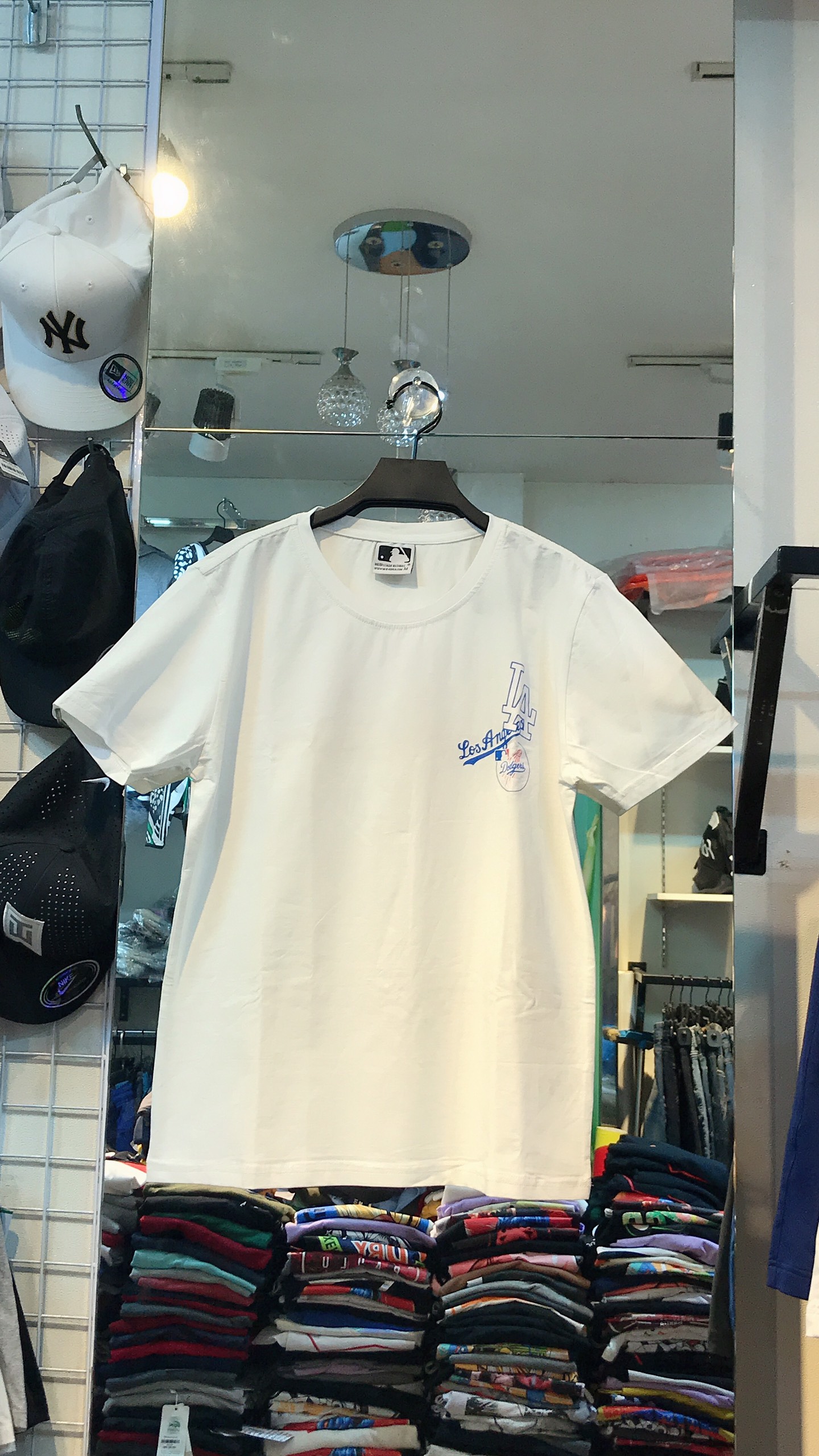 Áo thun SALE đồng giá 99k