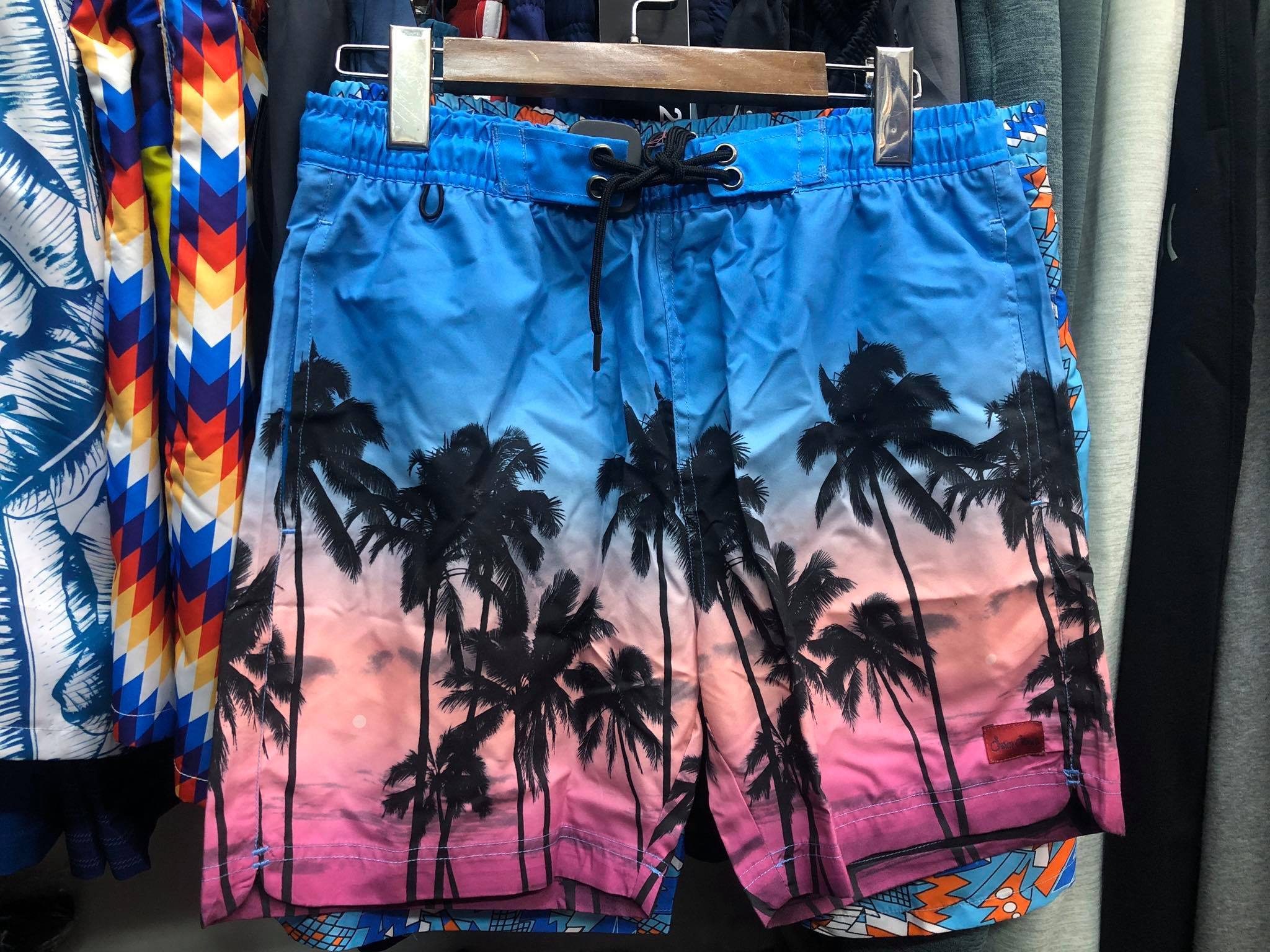 quần short đi biển sale