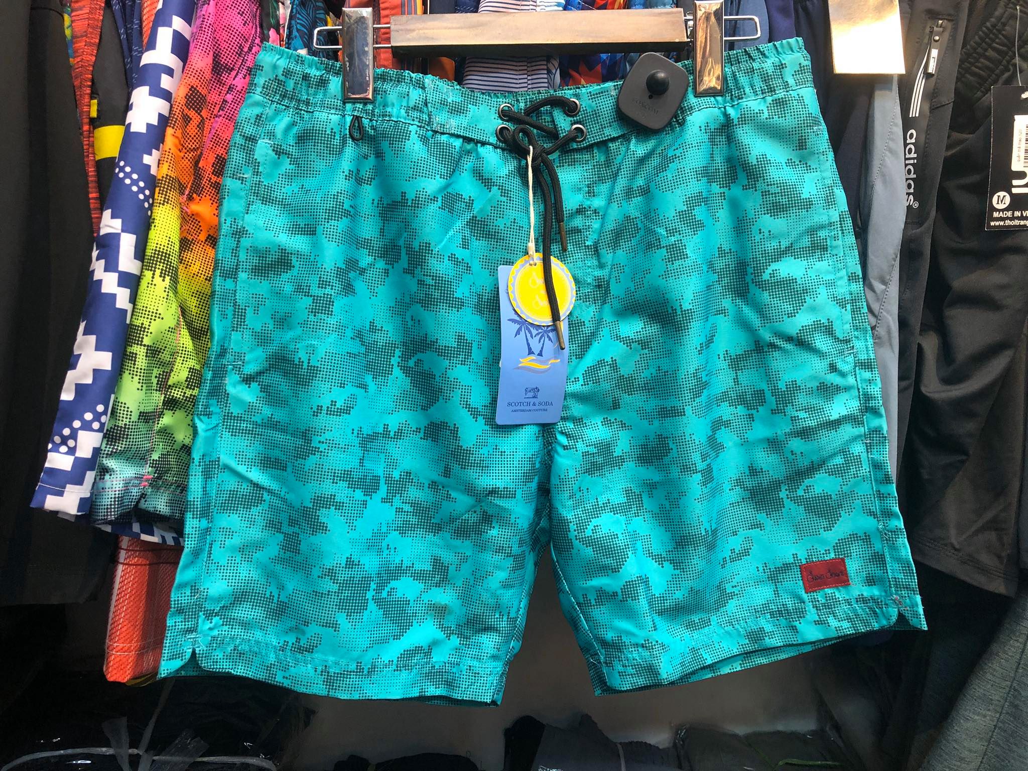 quần short đi biển sale